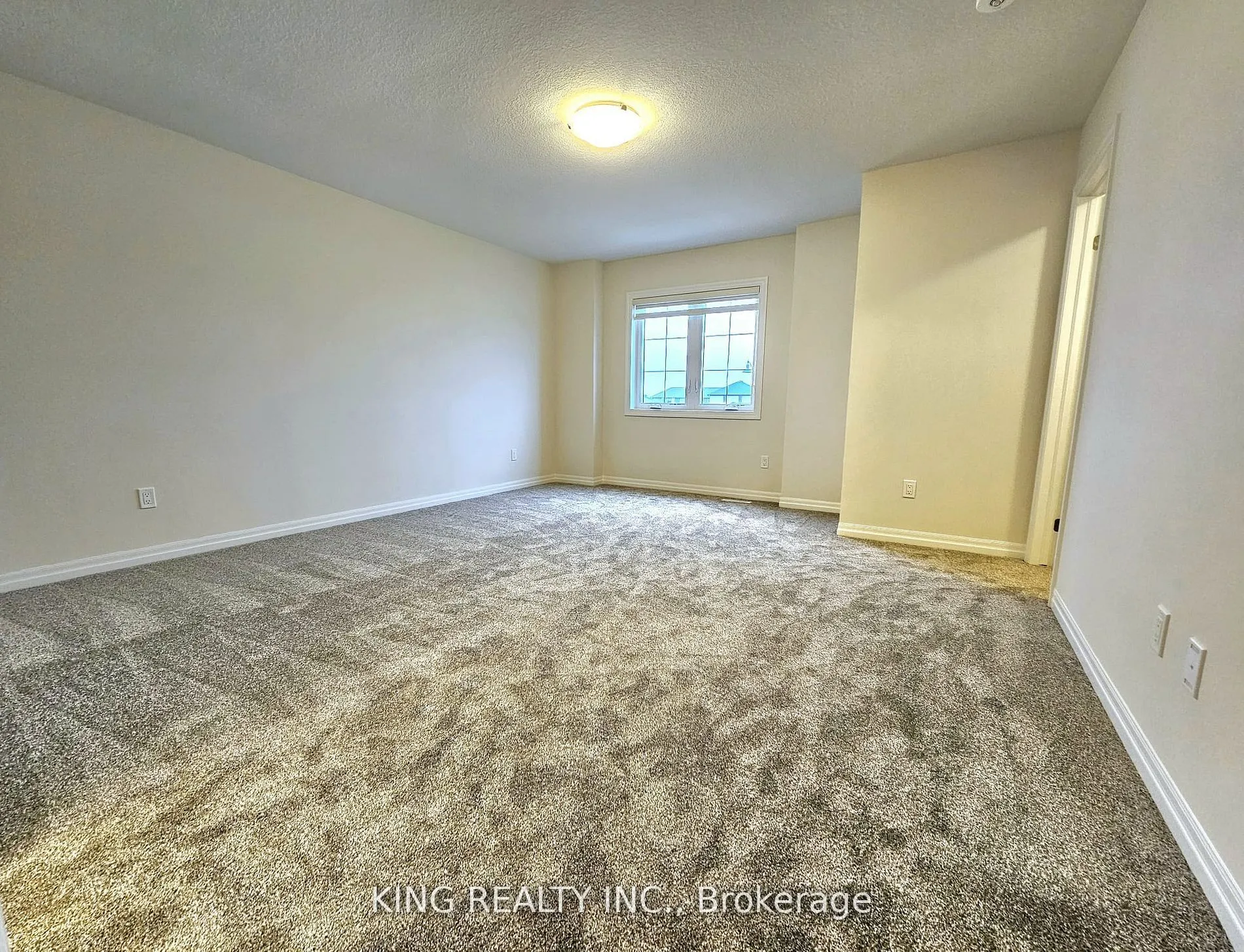 214 Renaissance Drive