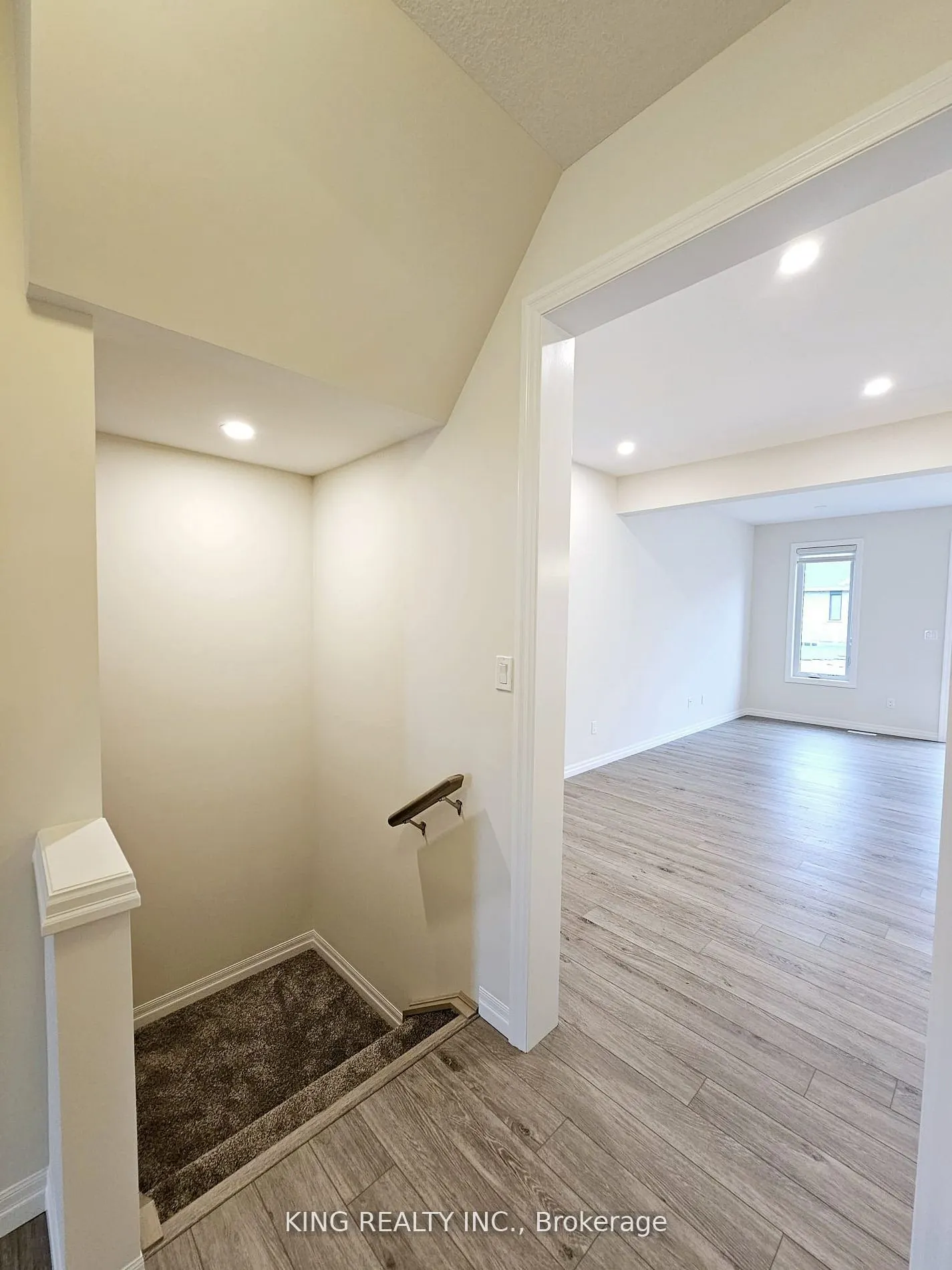 214 Renaissance Drive