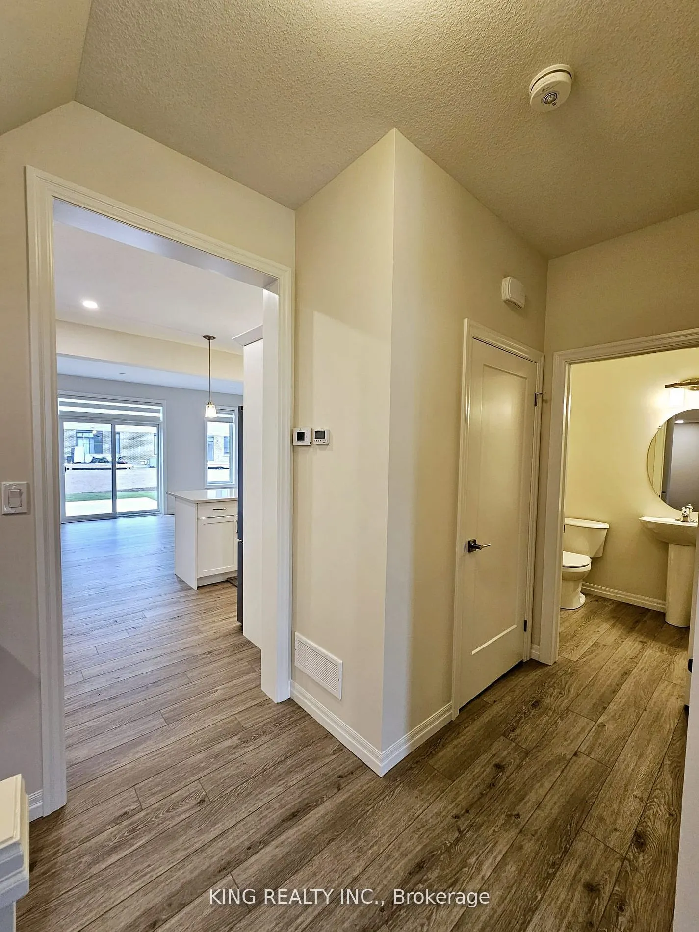 214 Renaissance Drive
