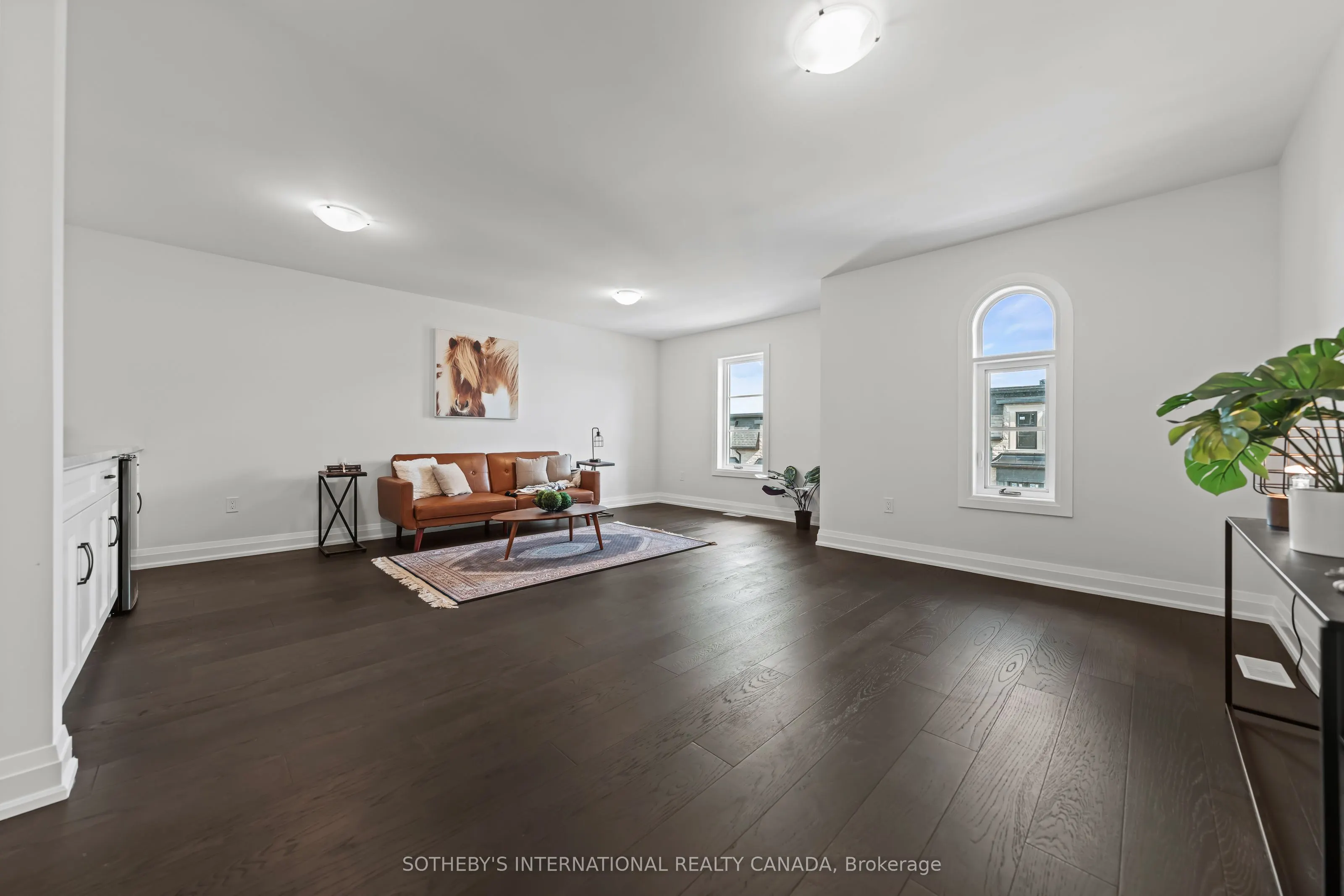 675 Victoria Road N #23