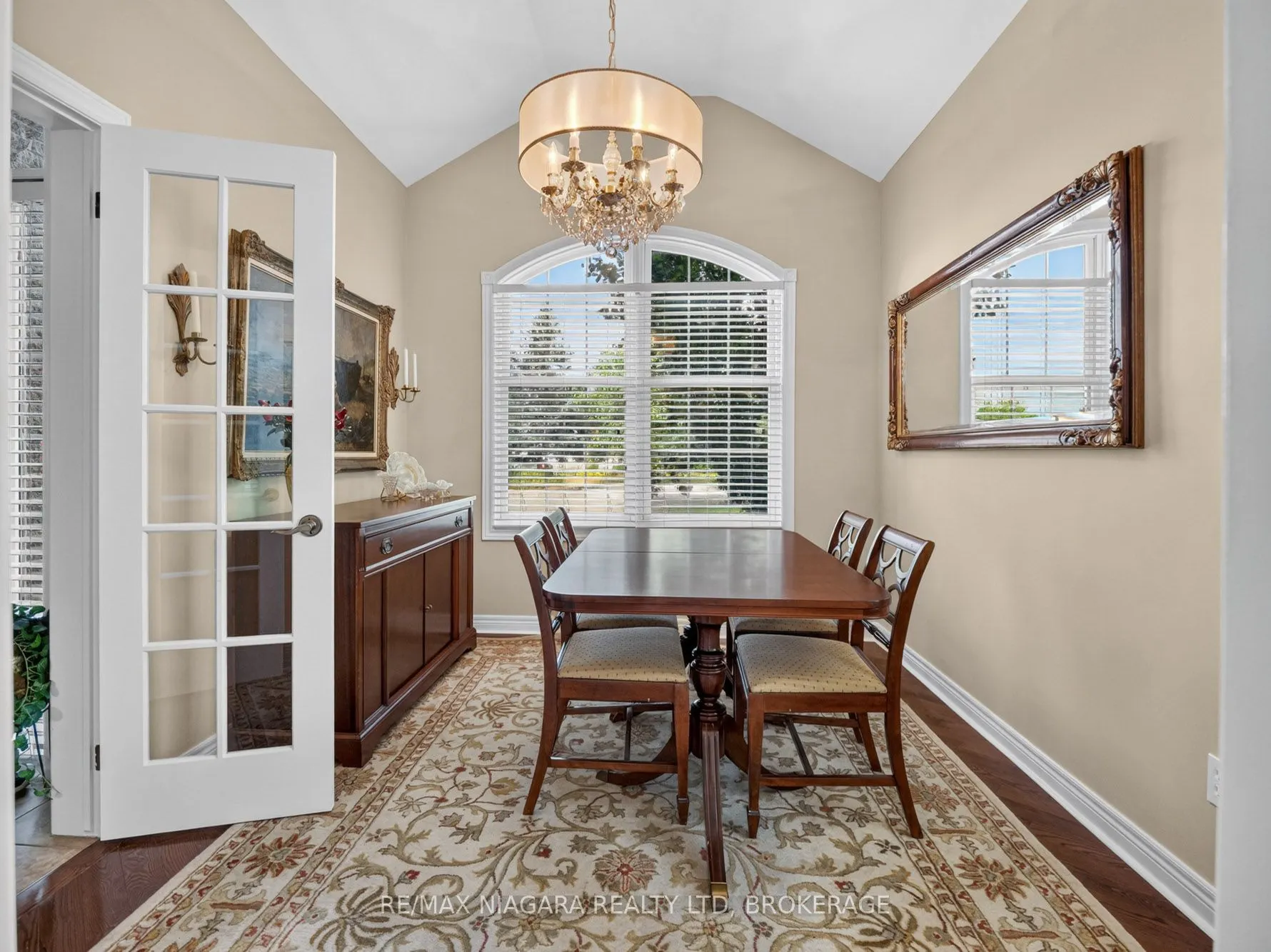 375 Jasmine Court