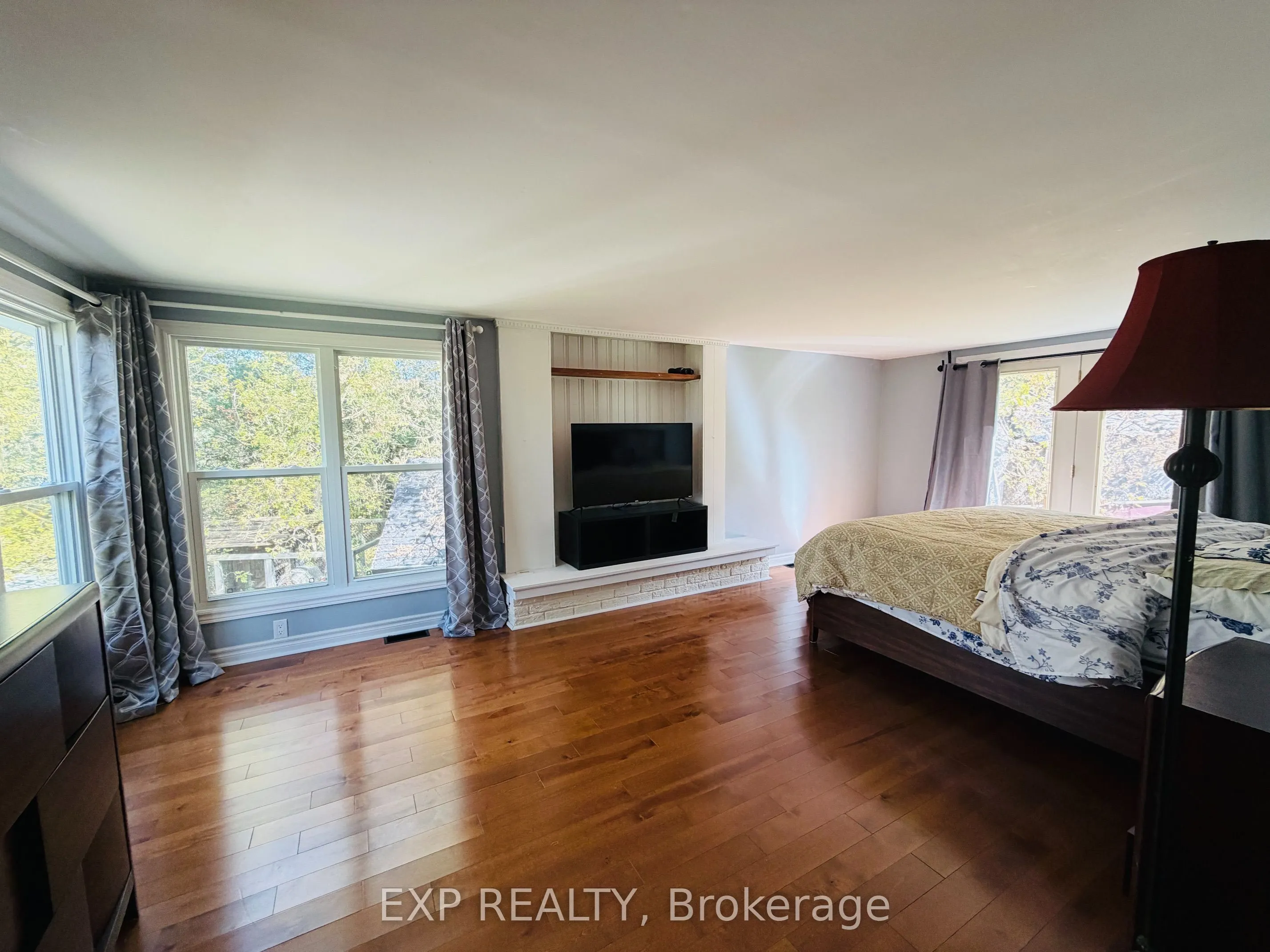 485525 30th Side Road S