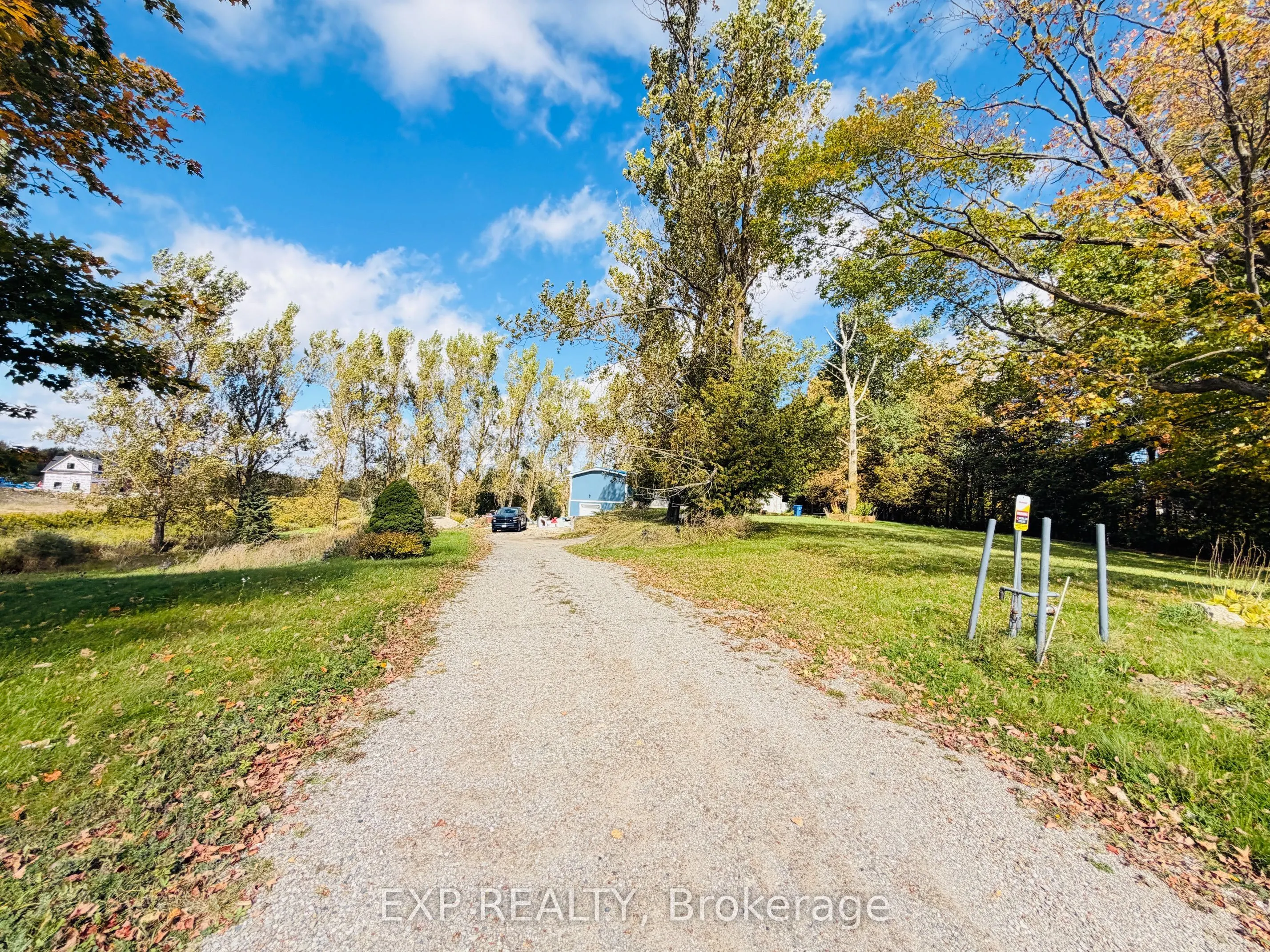 485525 30th Side Road S
