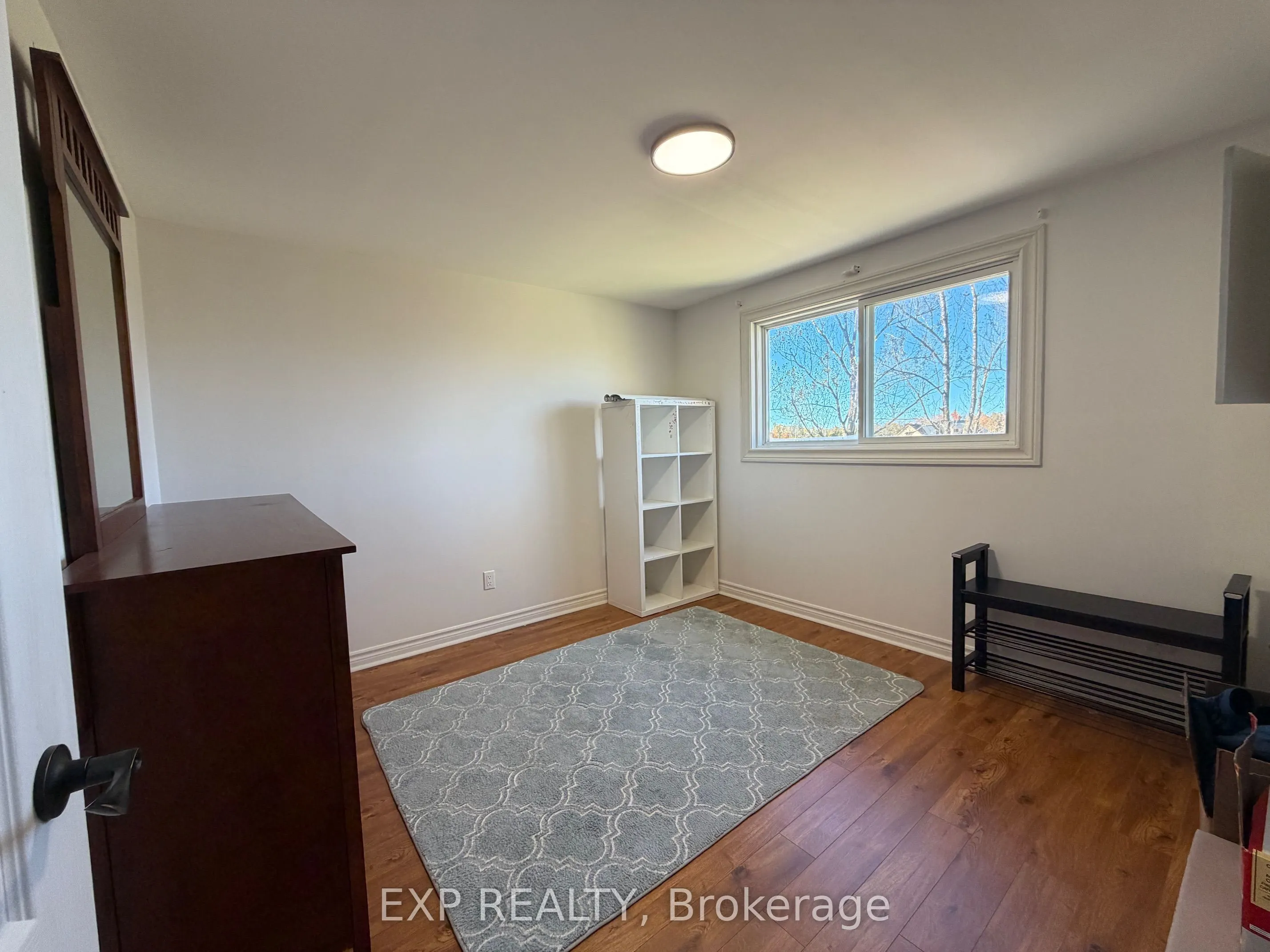 485525 30th Side Road S