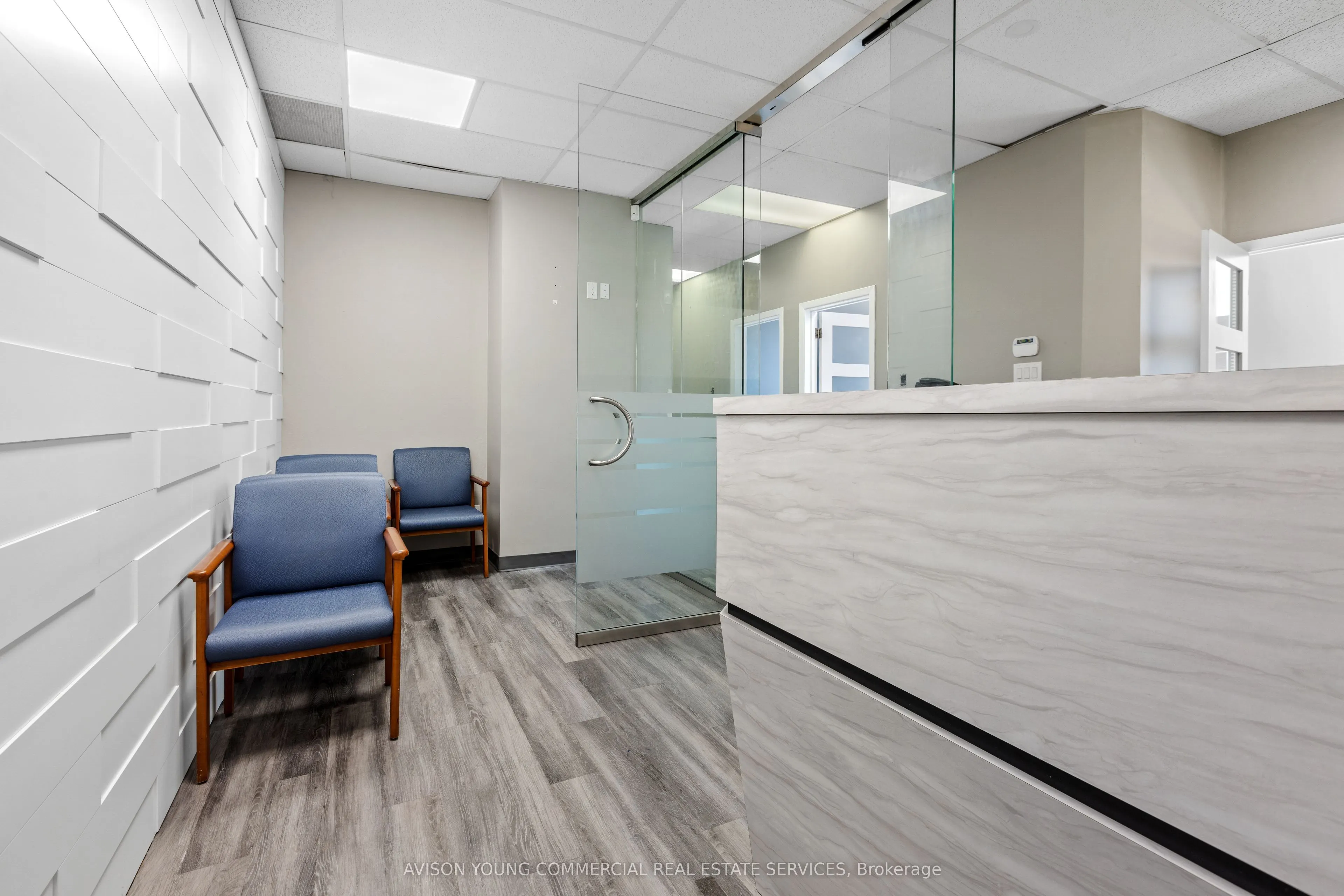 225 Metcalfe Street #401