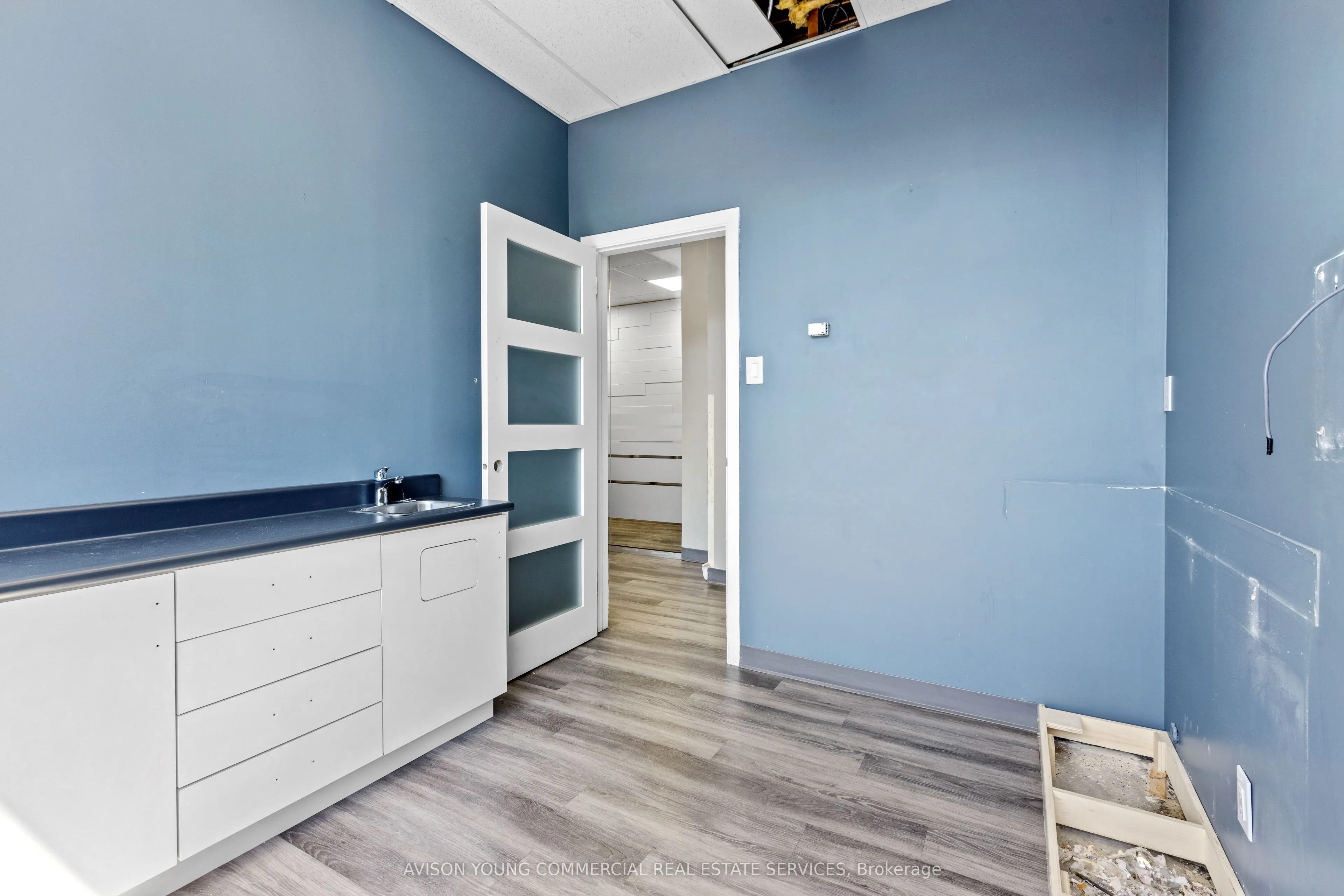 225 Metcalfe Street #401