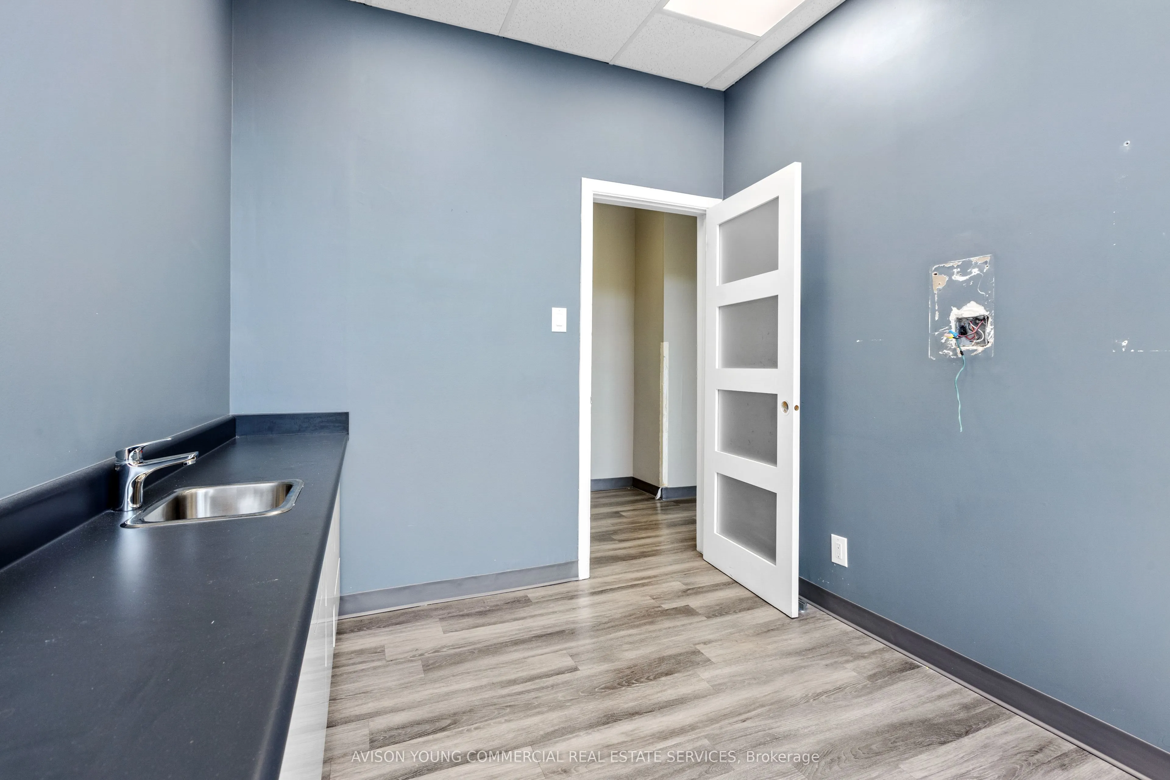 225 Metcalfe Street #401