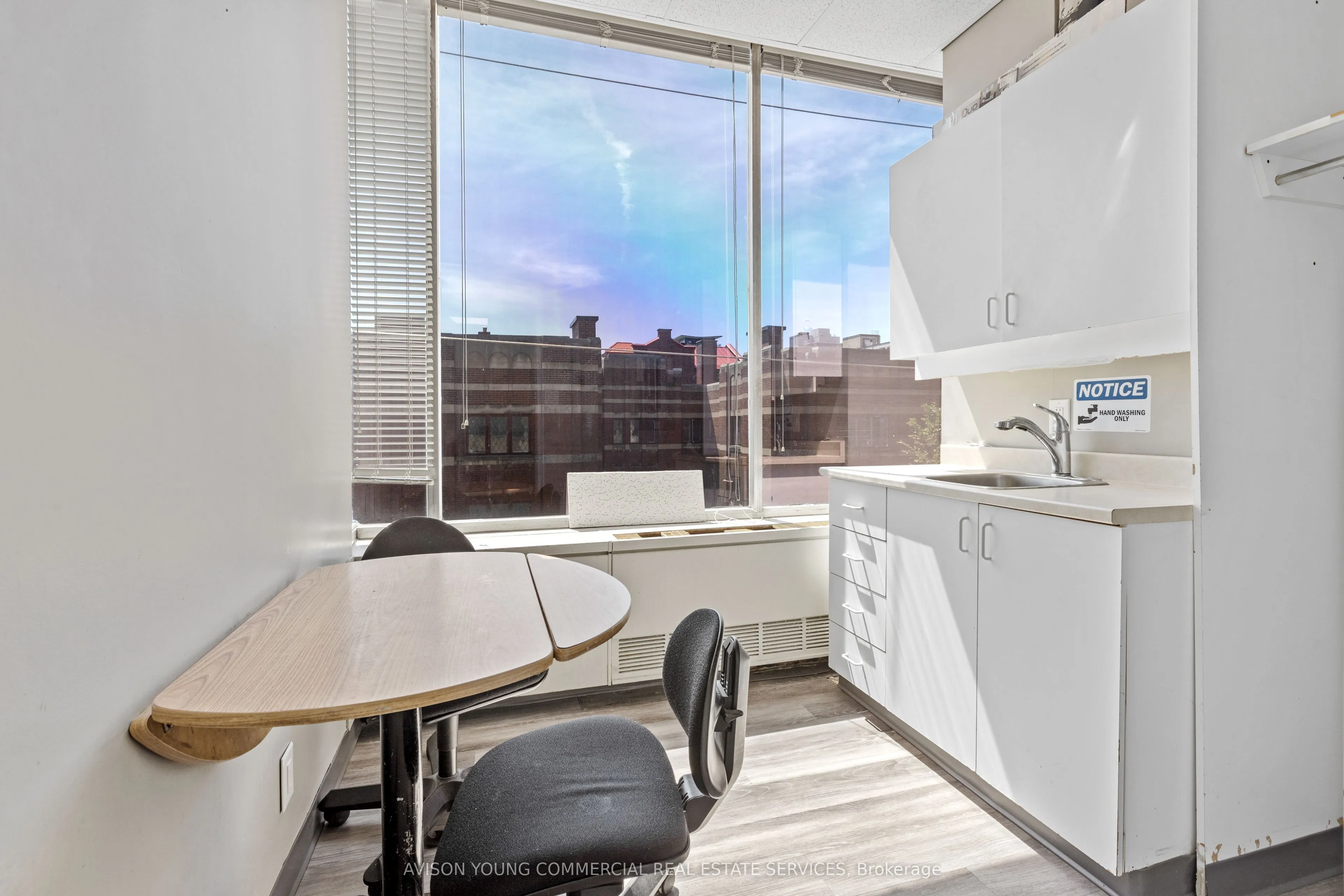 225 Metcalfe Street #401