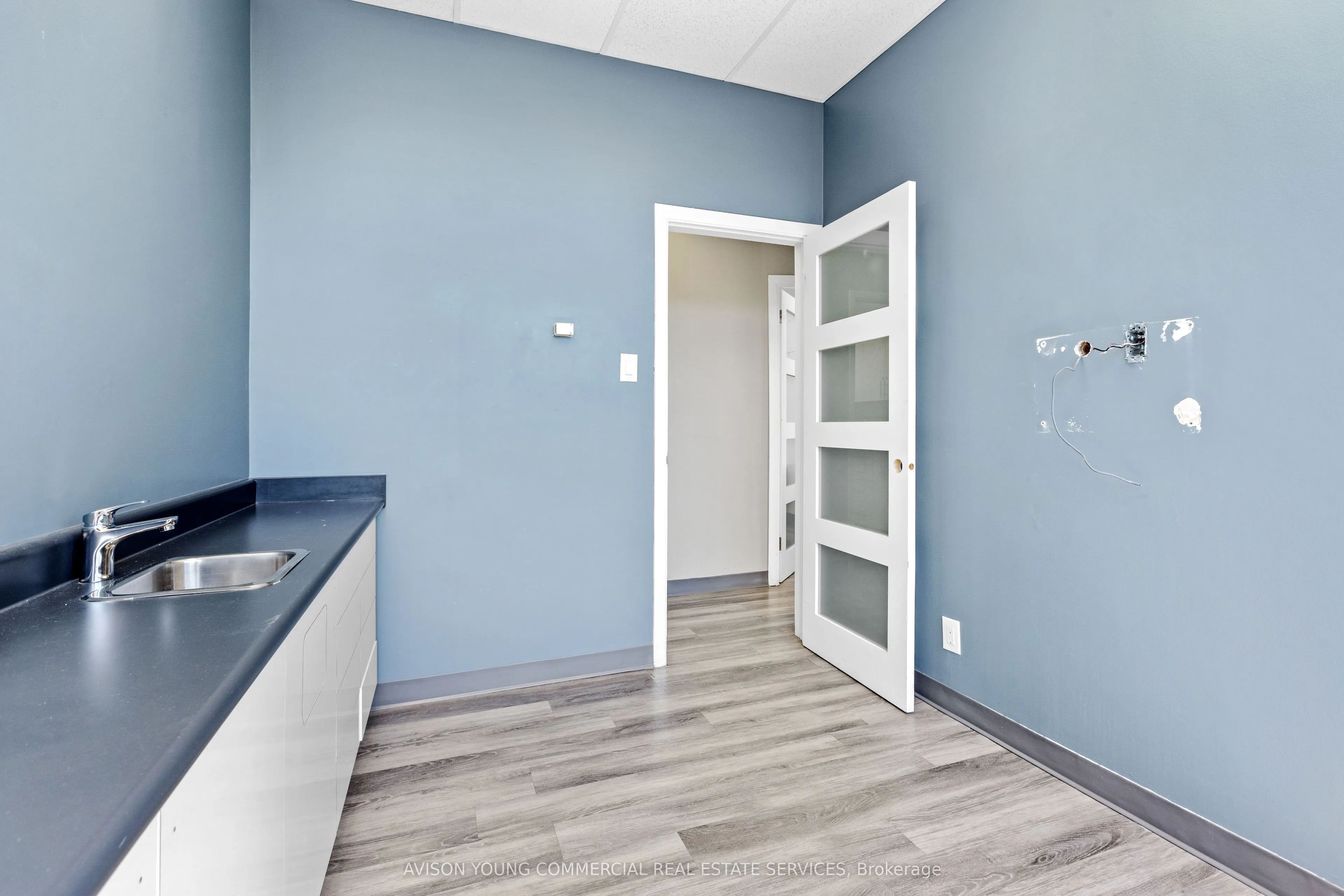 225 Metcalfe Street #401