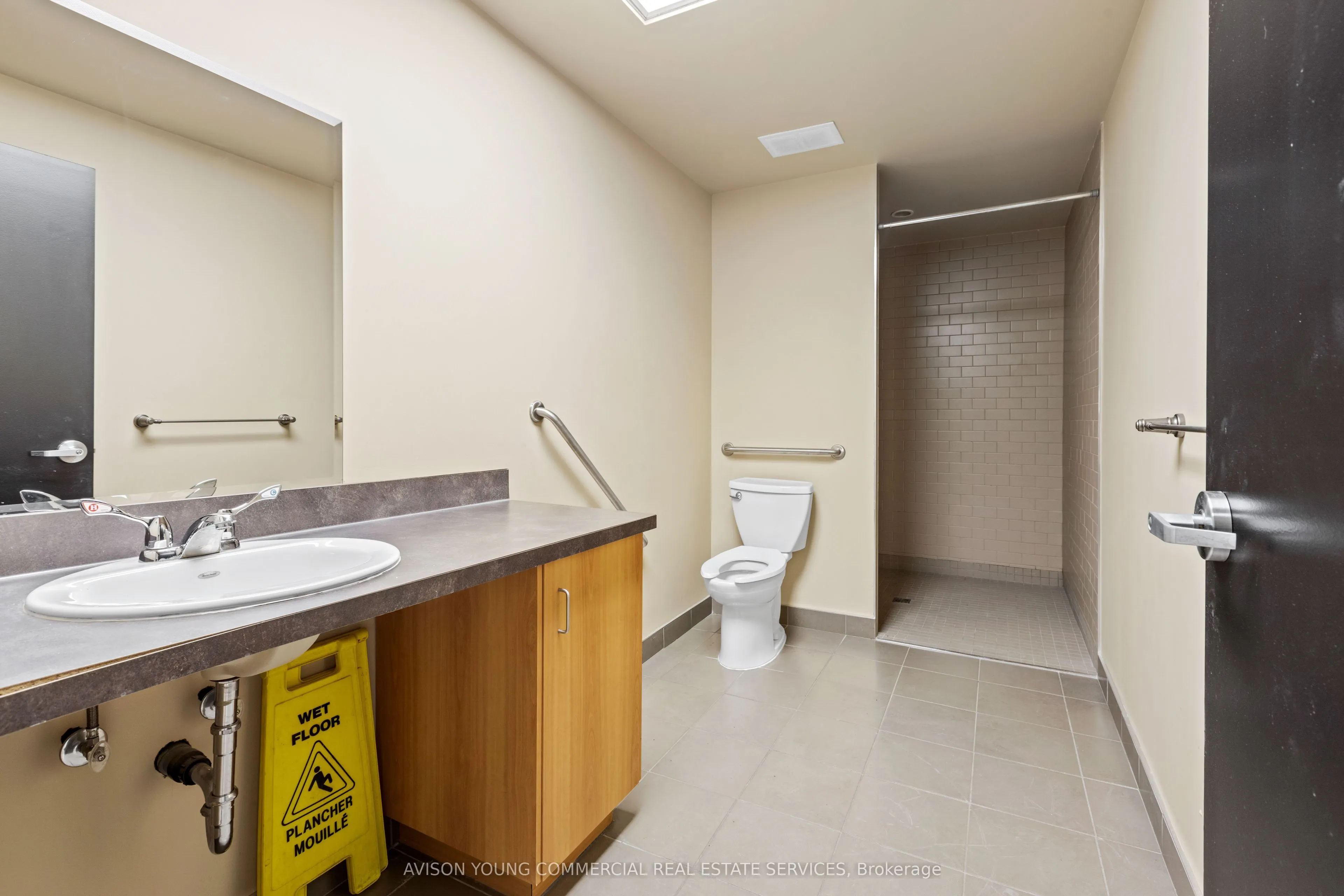 225 Metcalfe Street #312