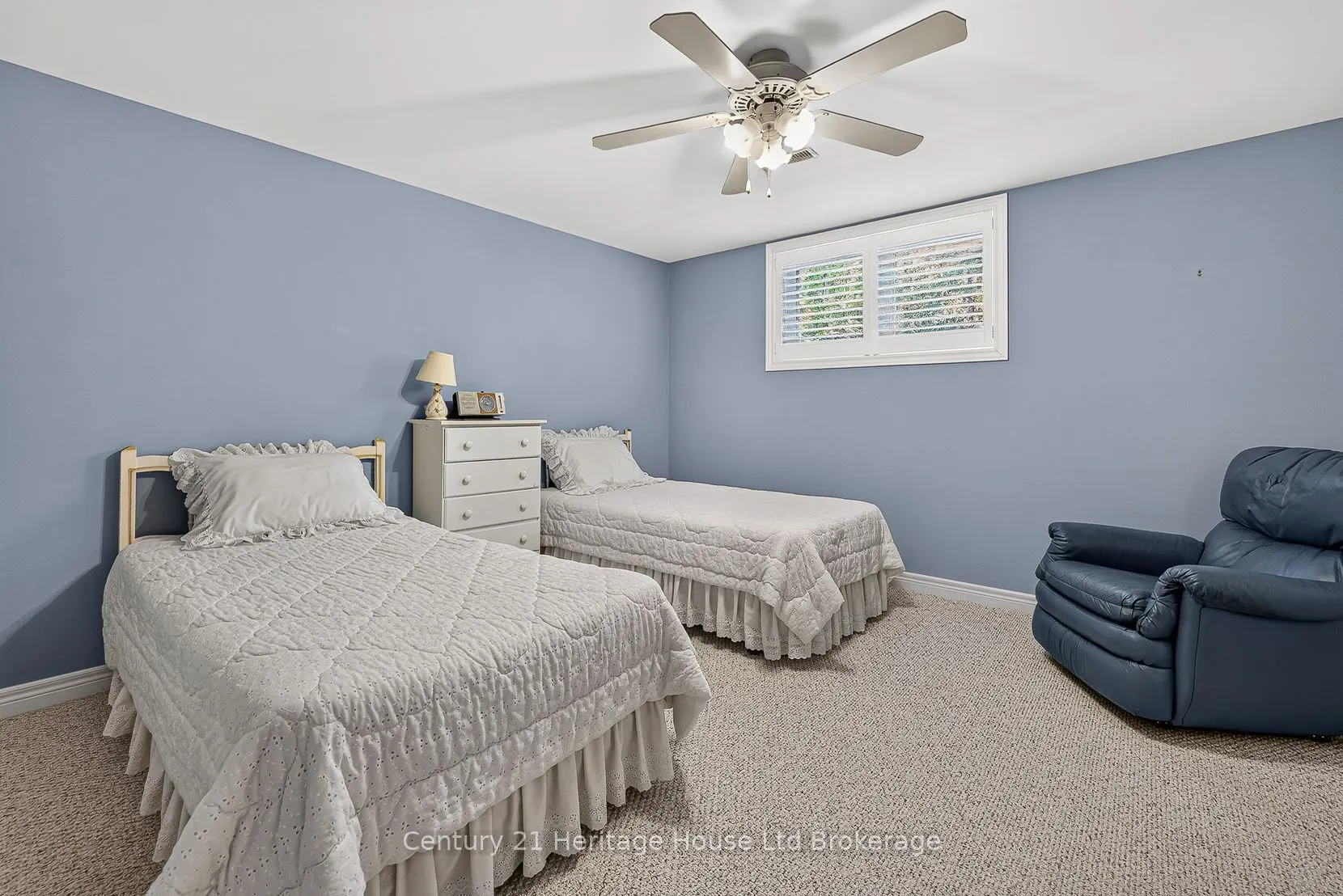 796 Springbank Avenue N