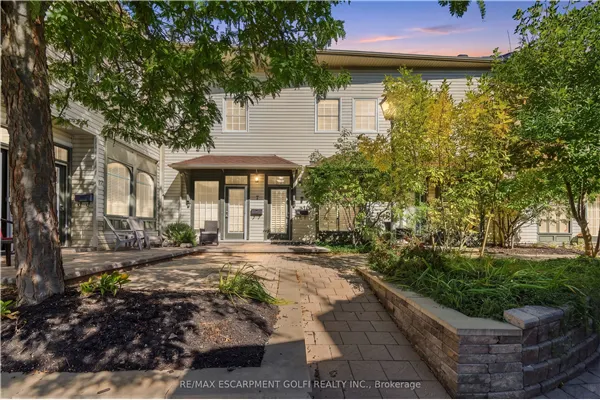 49 Ontario Street #8