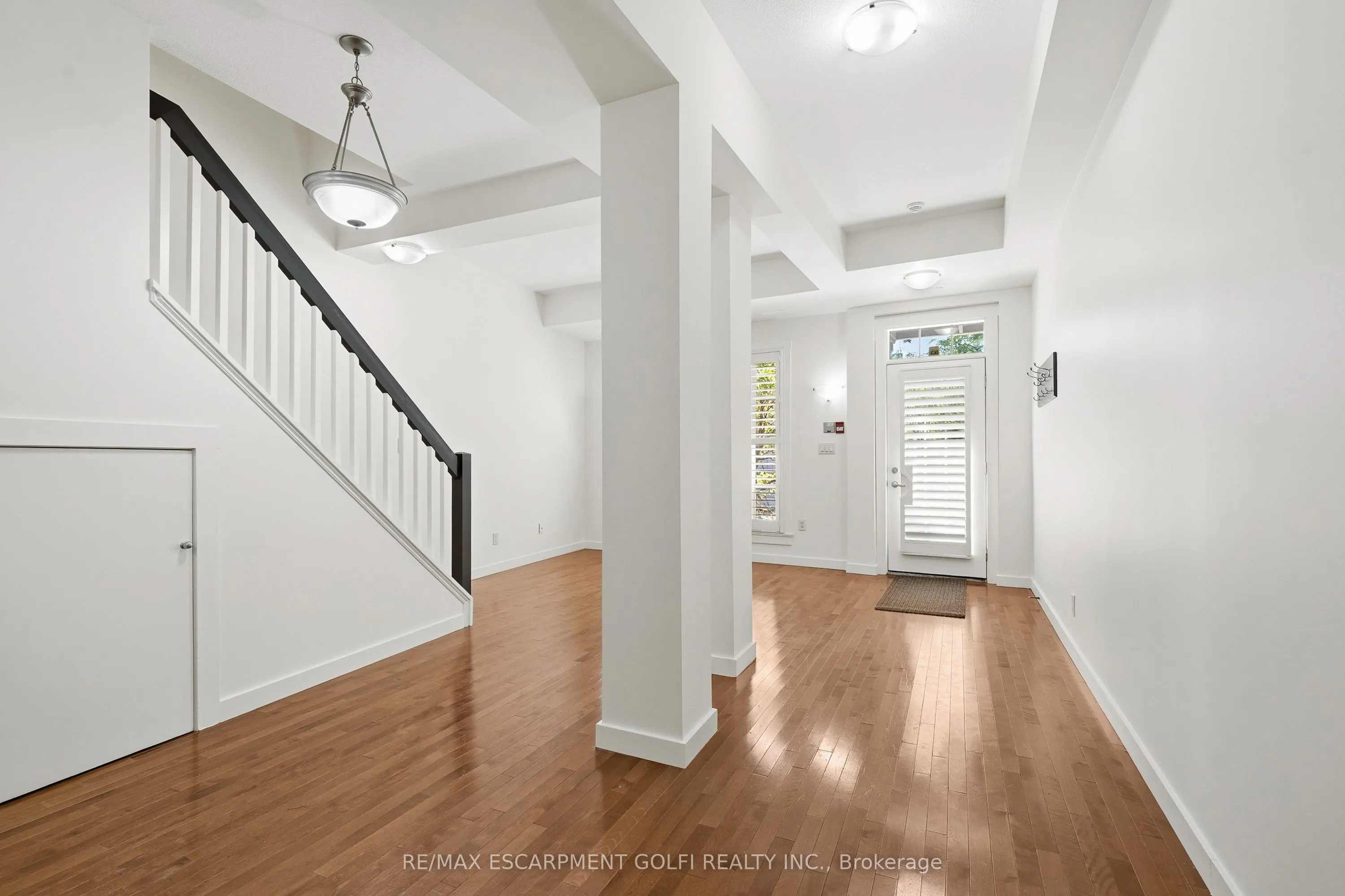 49 Ontario Street #8
