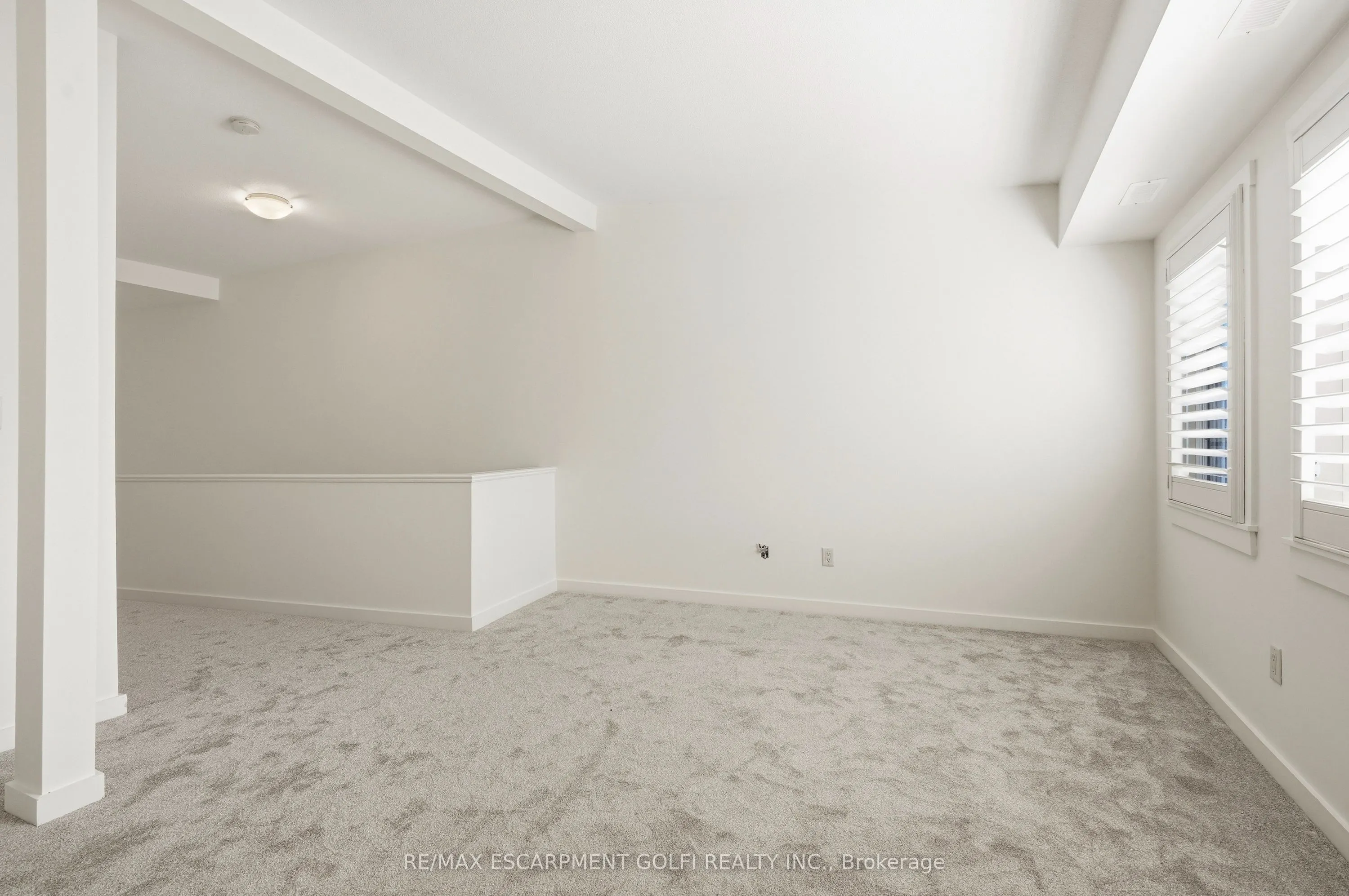 49 Ontario Street #8