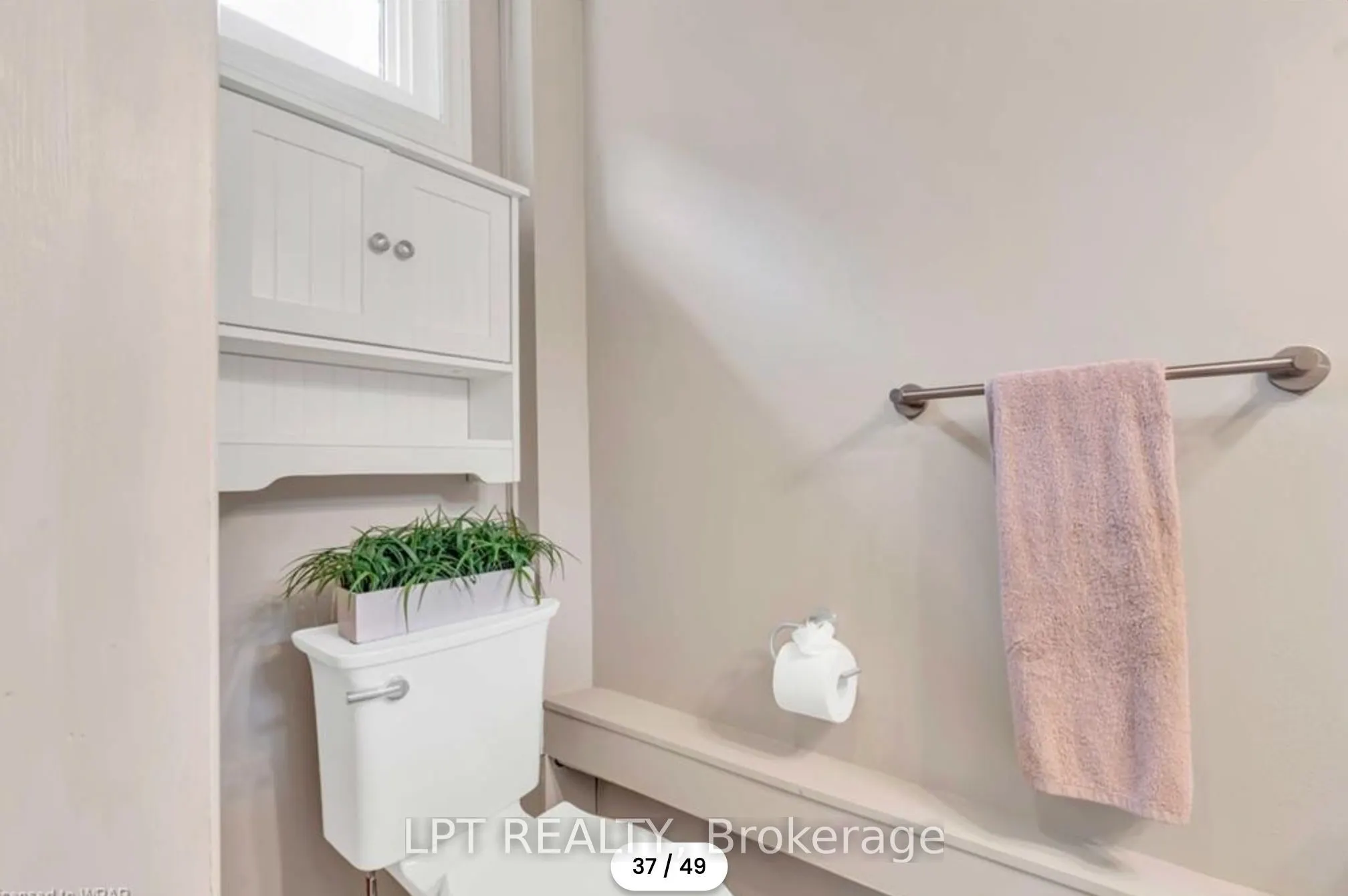 240 Ingleside Place #UPPER