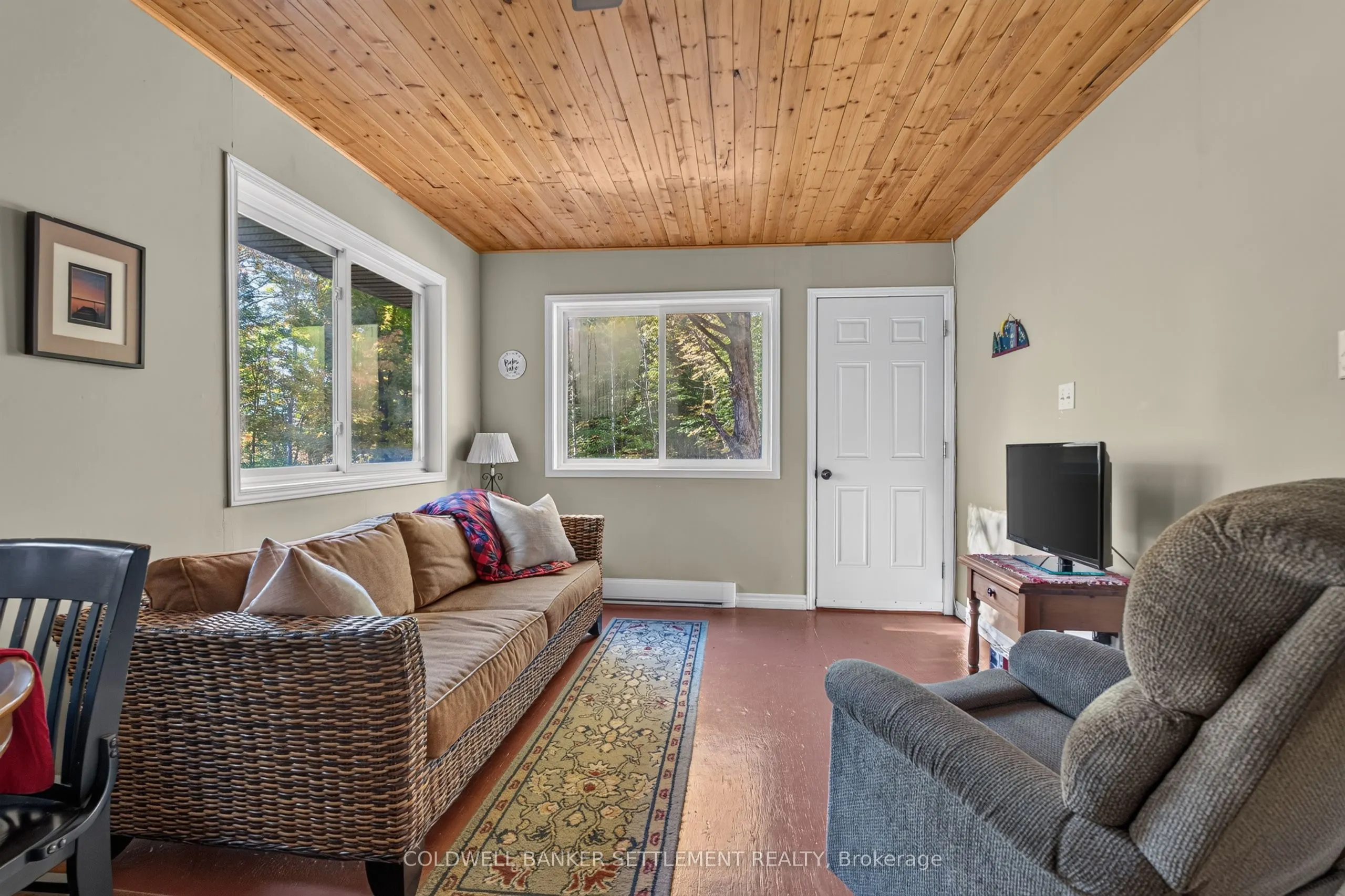 1135 Green Bay Road