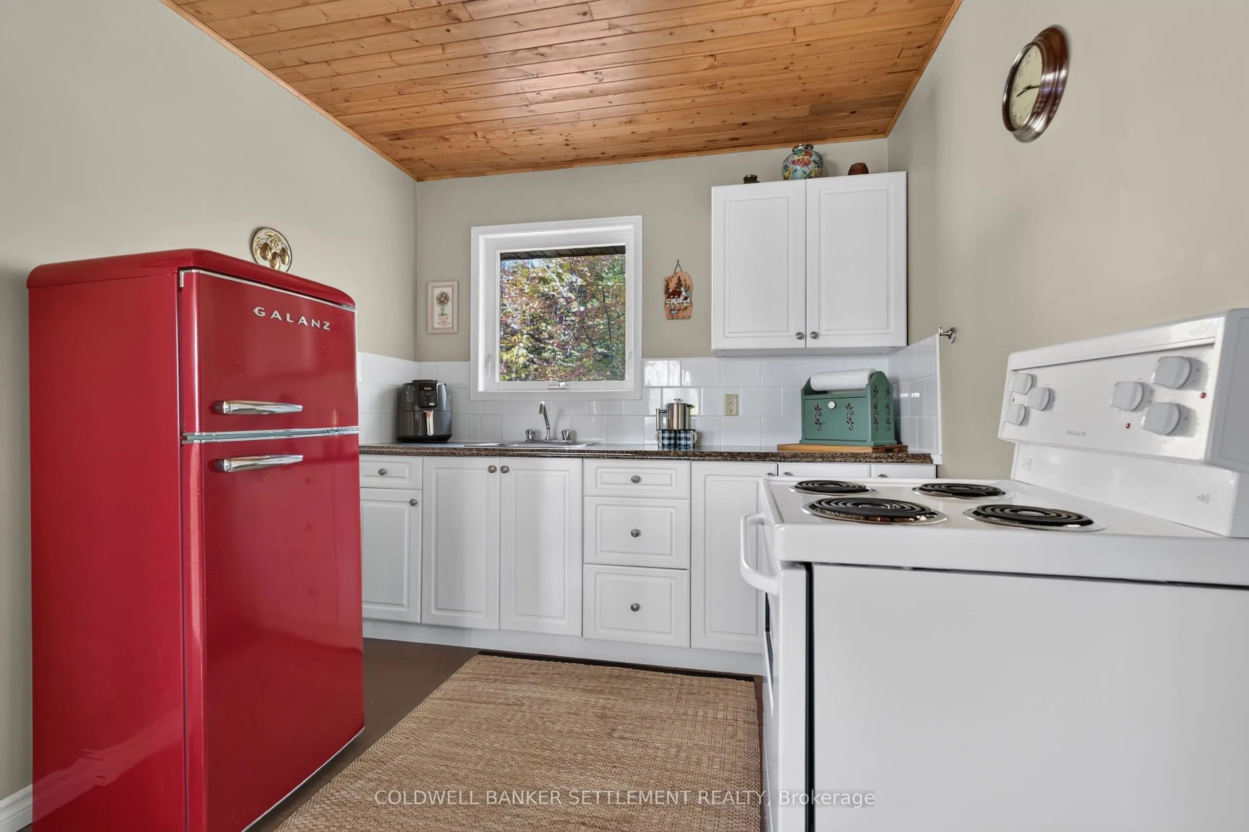 1135 Green Bay Road
