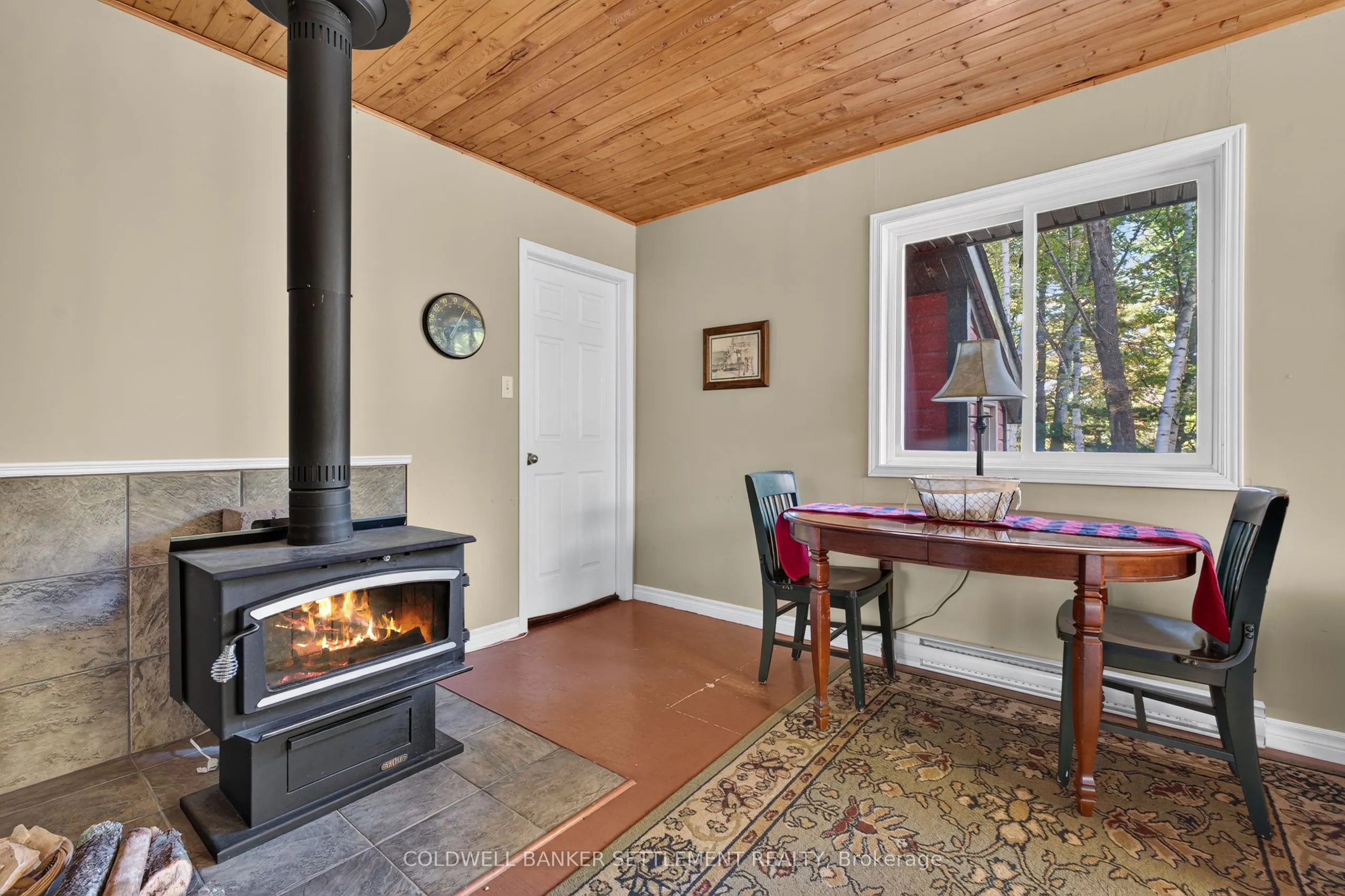 1135 Green Bay Road