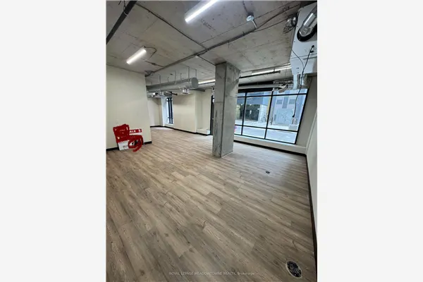 150 Main Street W