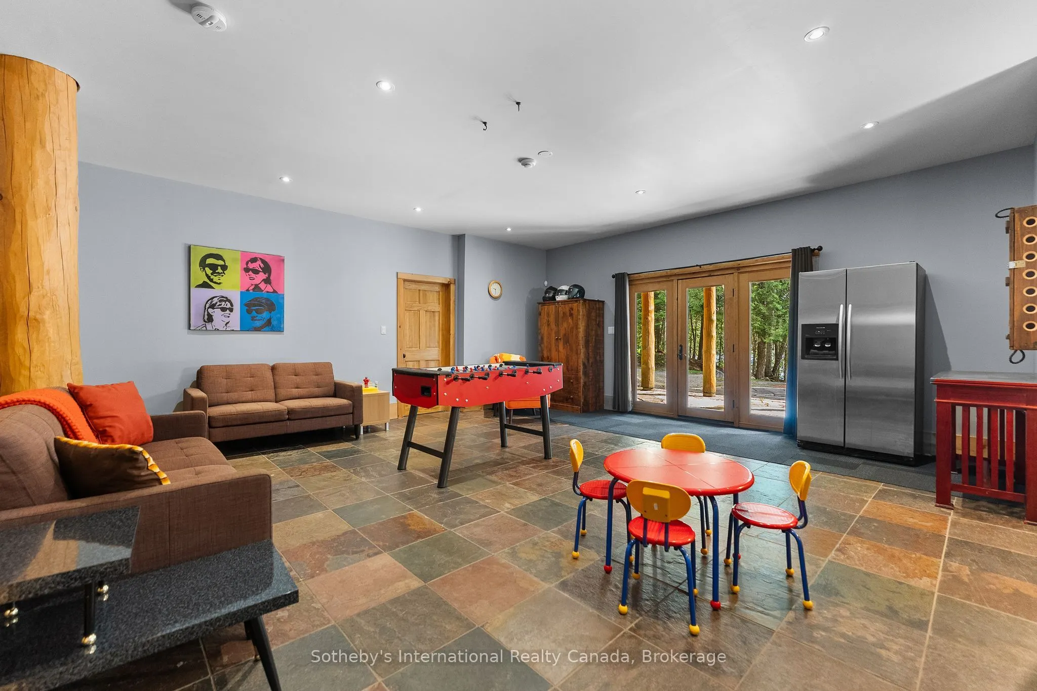 1014 Salmon Lake Road