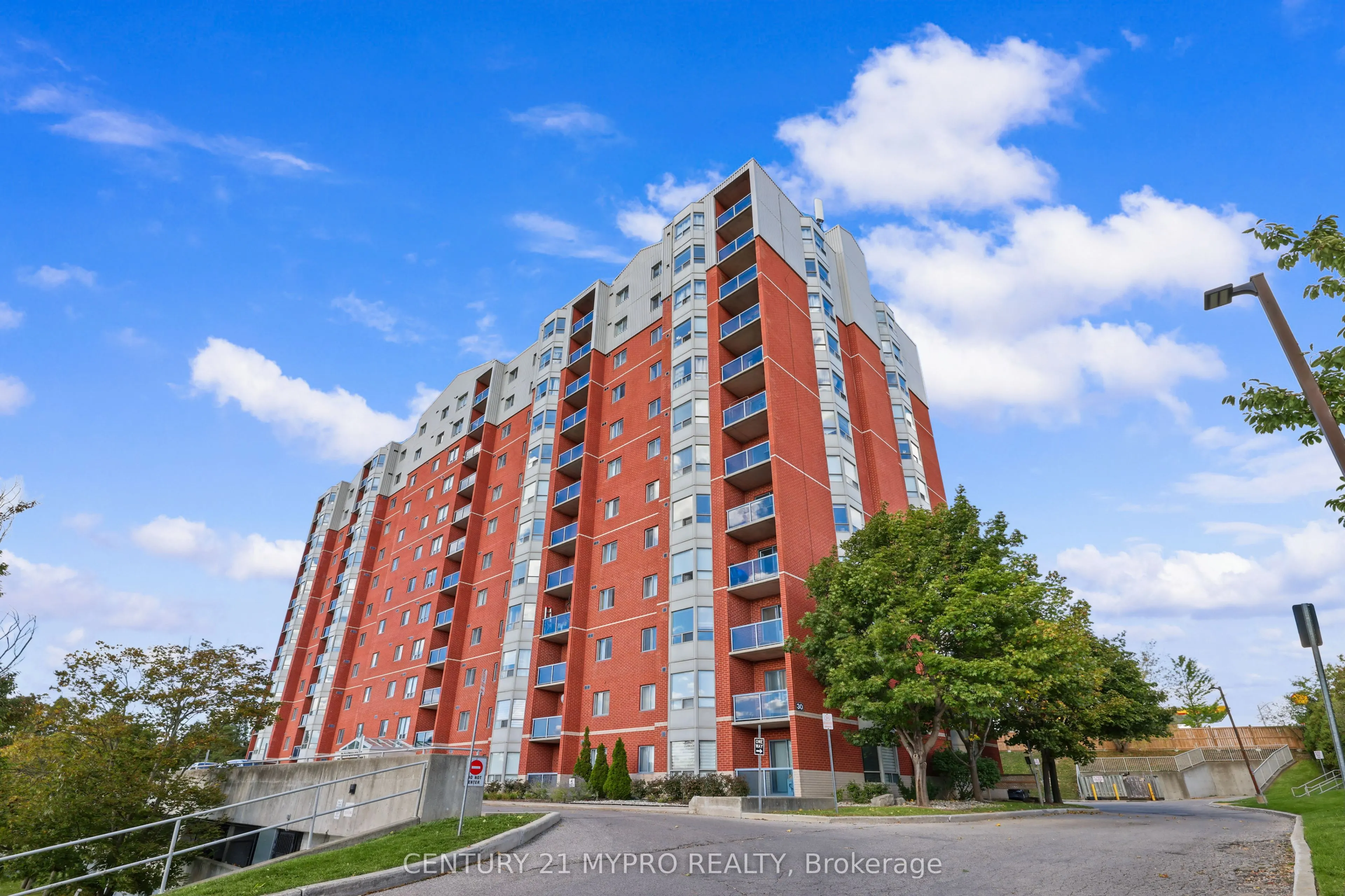 30 Chapman Court #1204