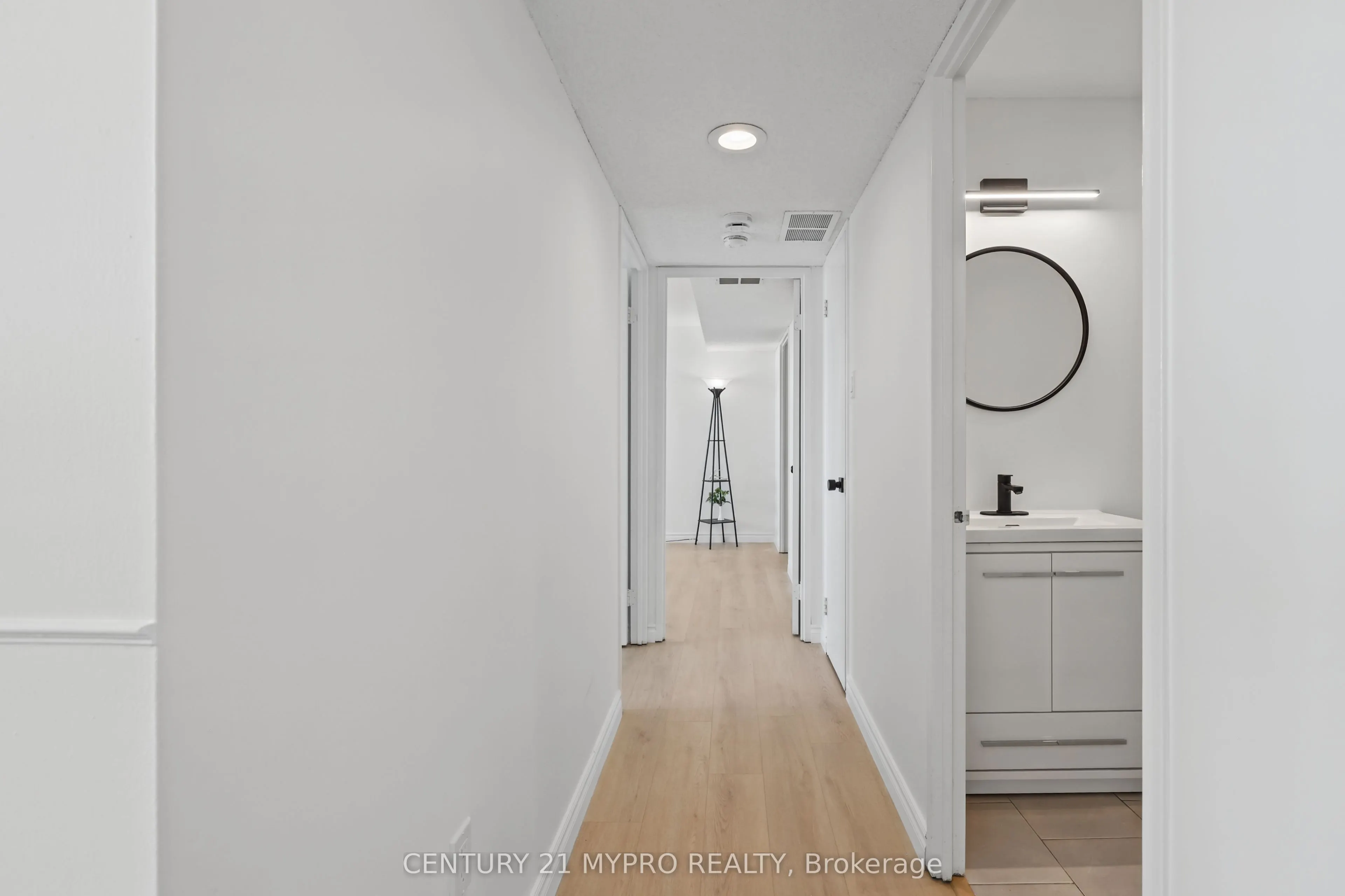 30 Chapman Court #1204