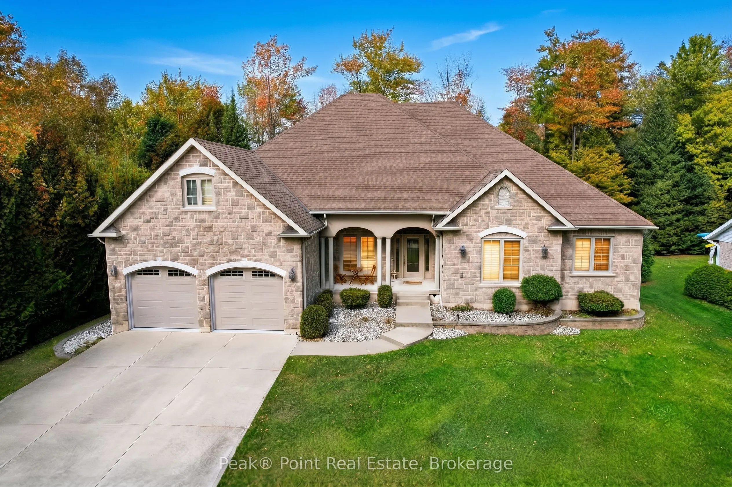 92 Gremik Crescent
