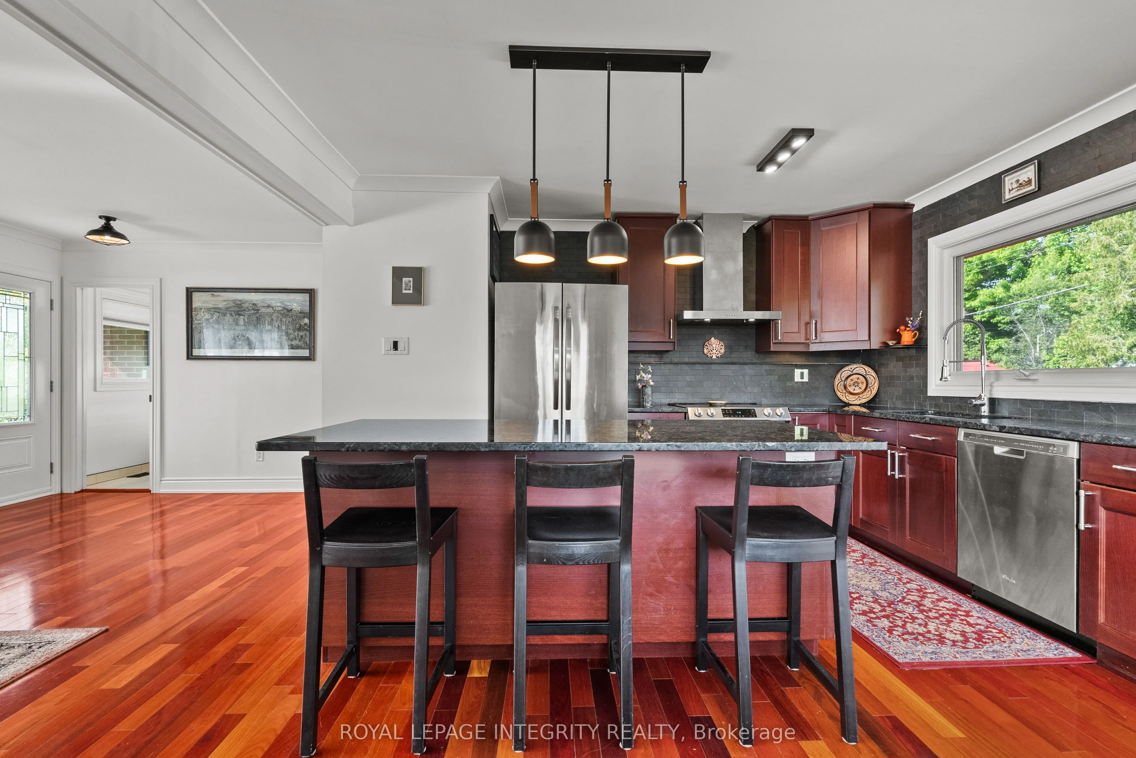 2461 Alta Vista Drive