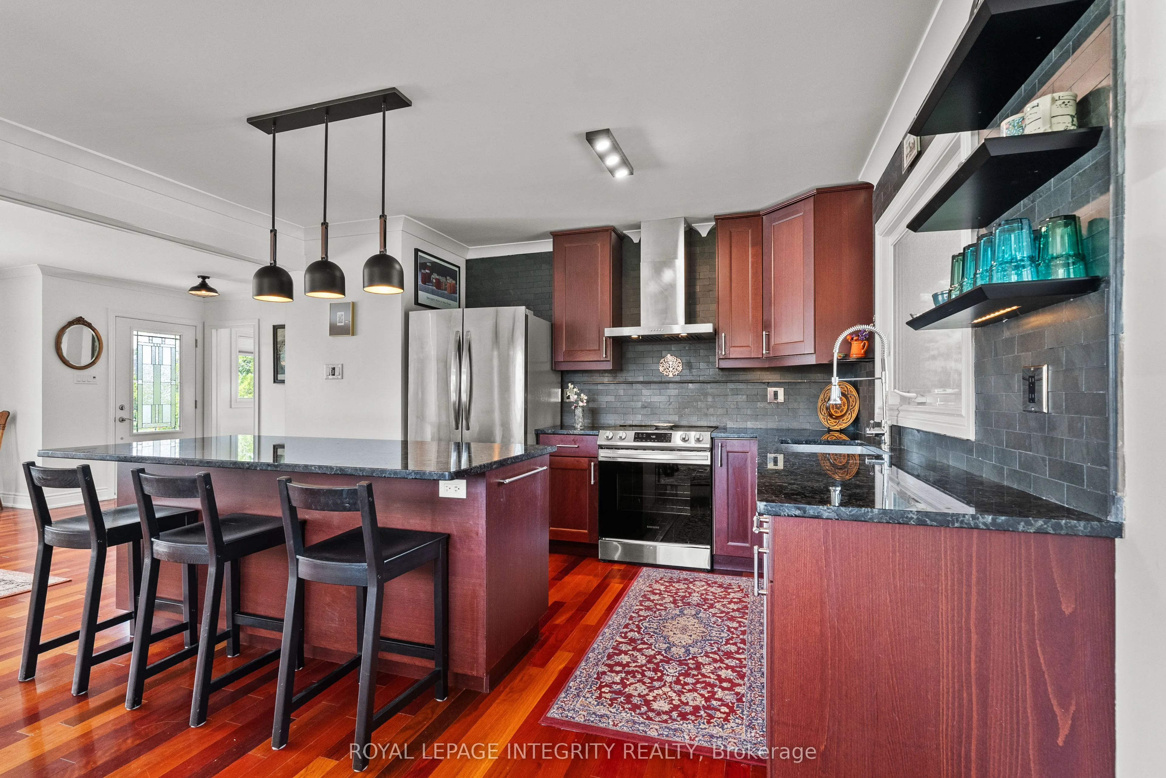 2461 Alta Vista Drive