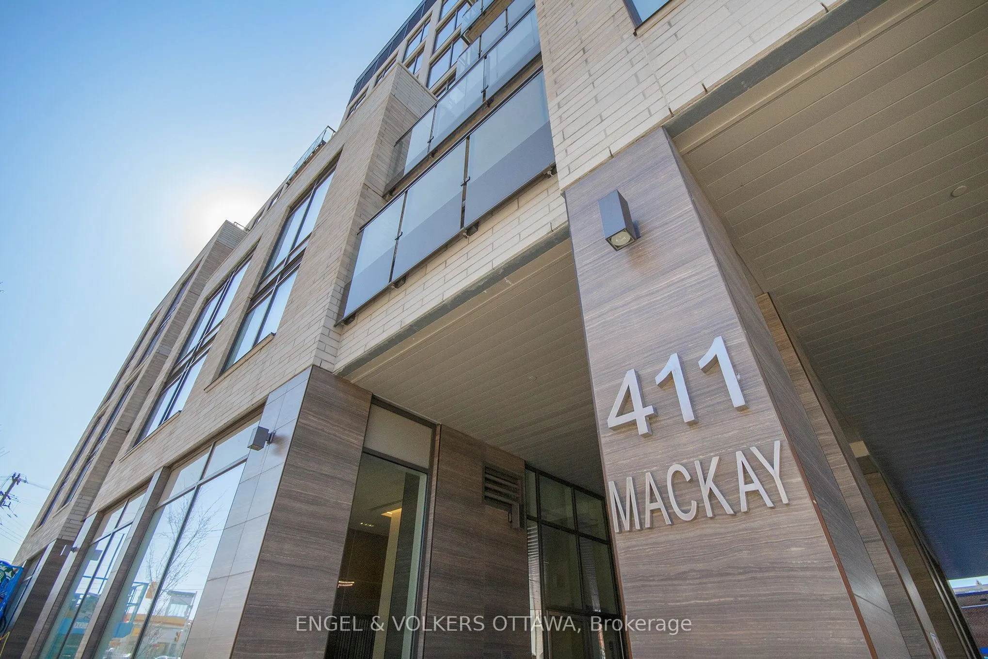 411 Mackay Street #516