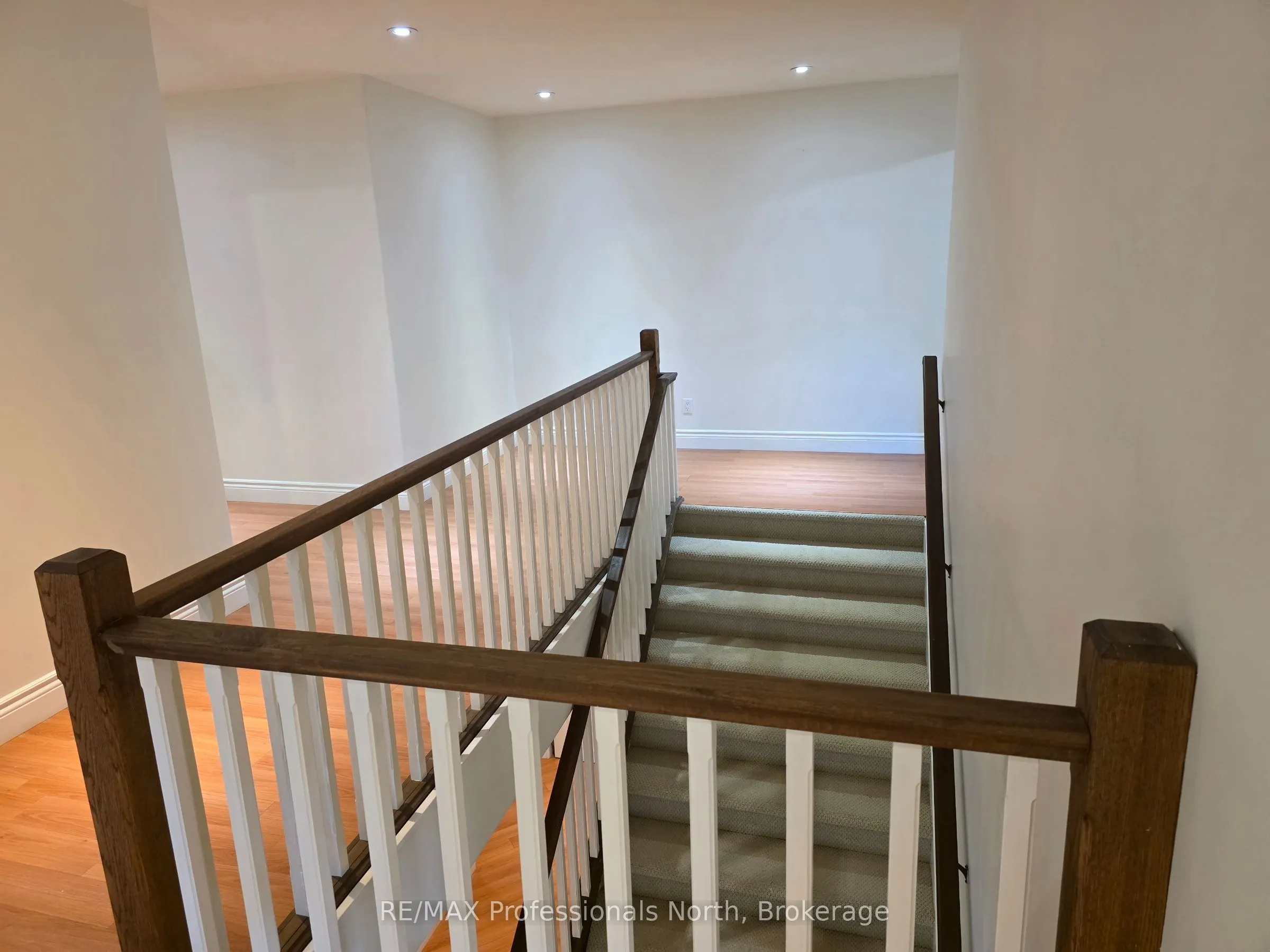 317 Falcon Road