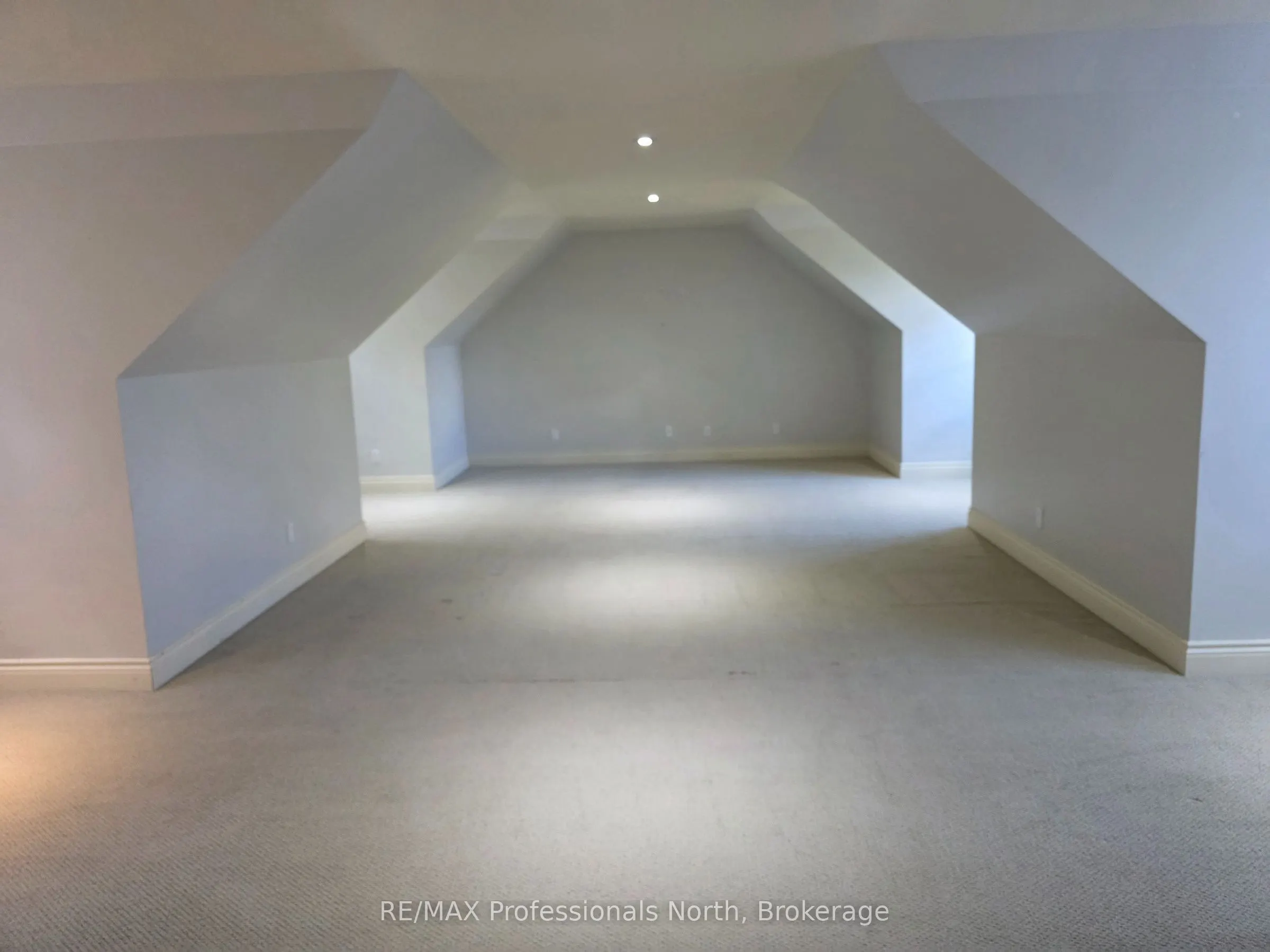 317 Falcon Road