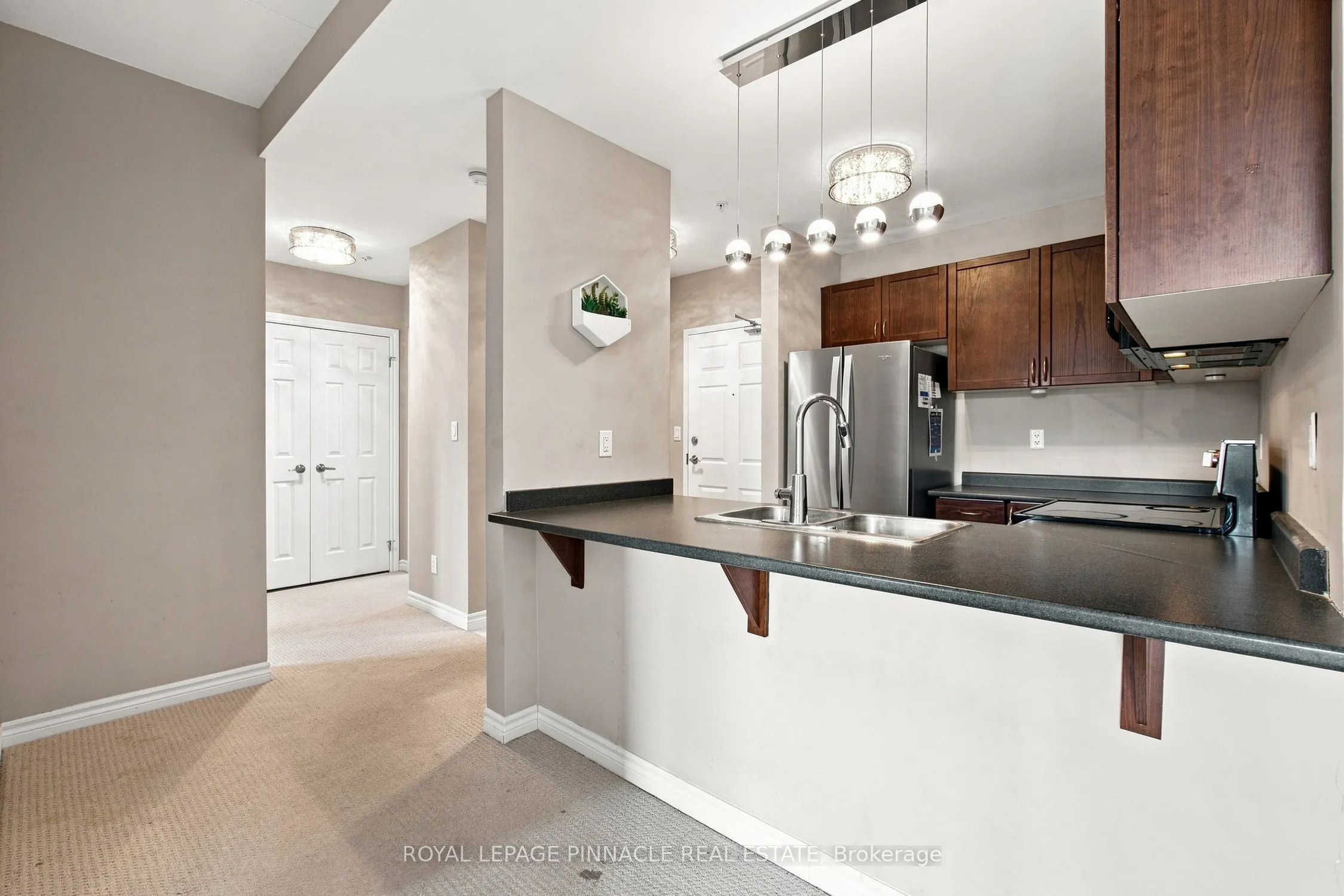 2 Colonial Drive #201