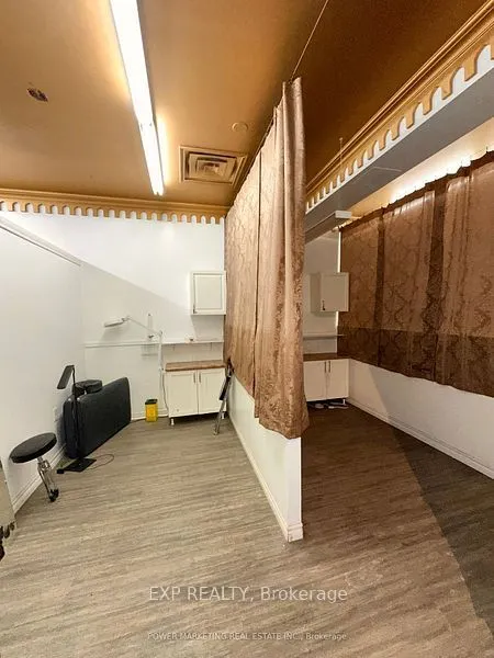 149 Rideau Street #B