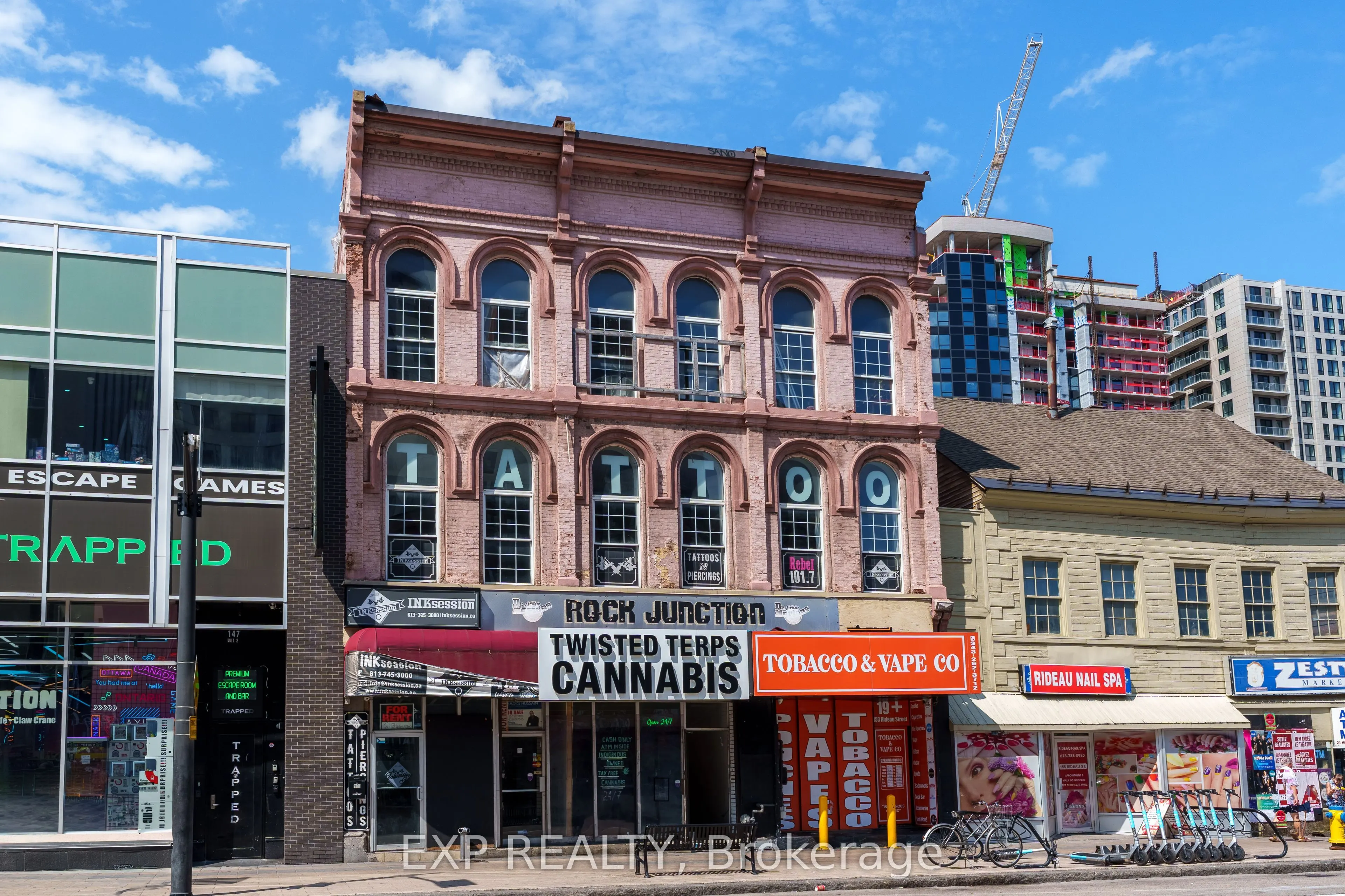 149 Rideau Street #A
