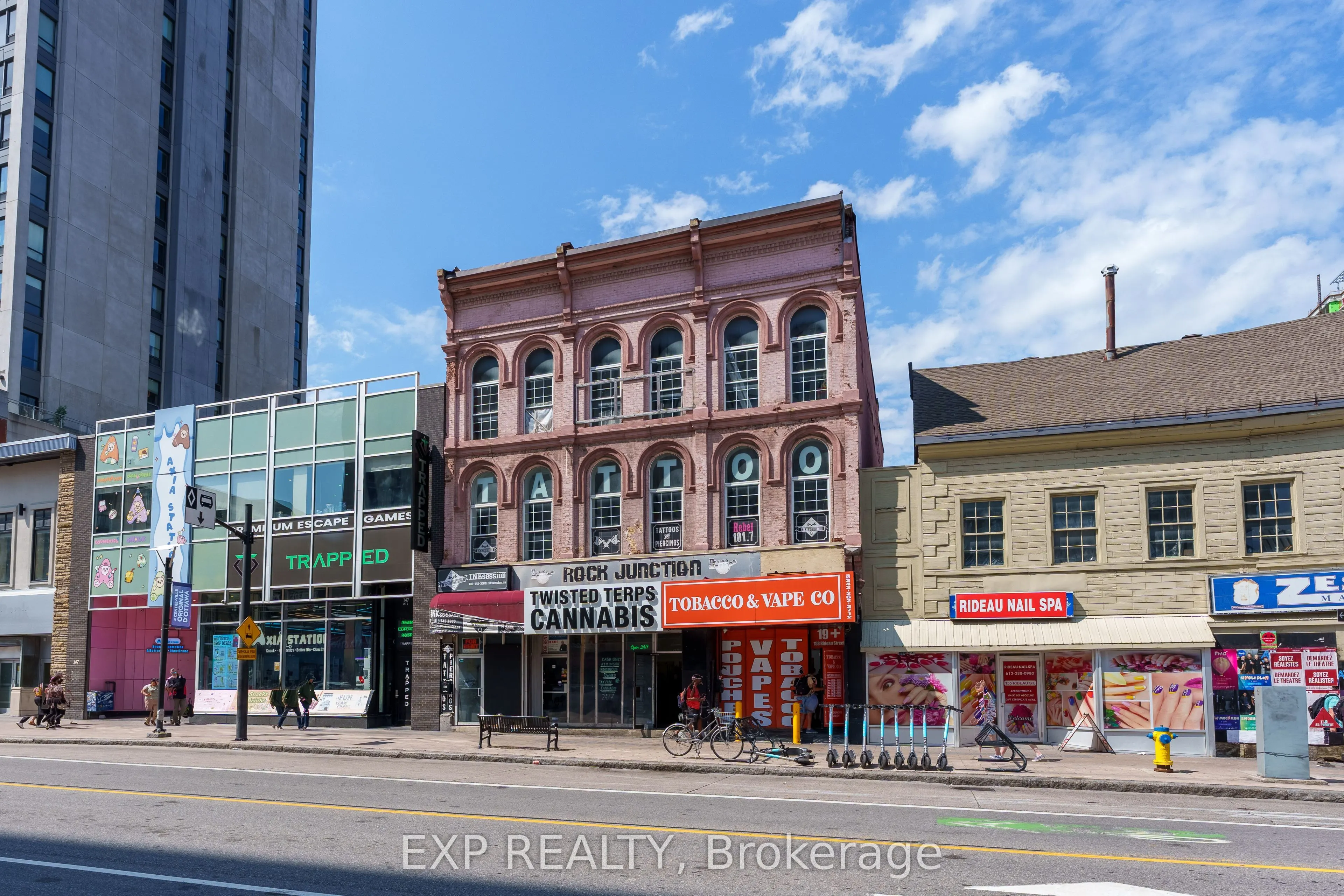 149 Rideau Street #A
