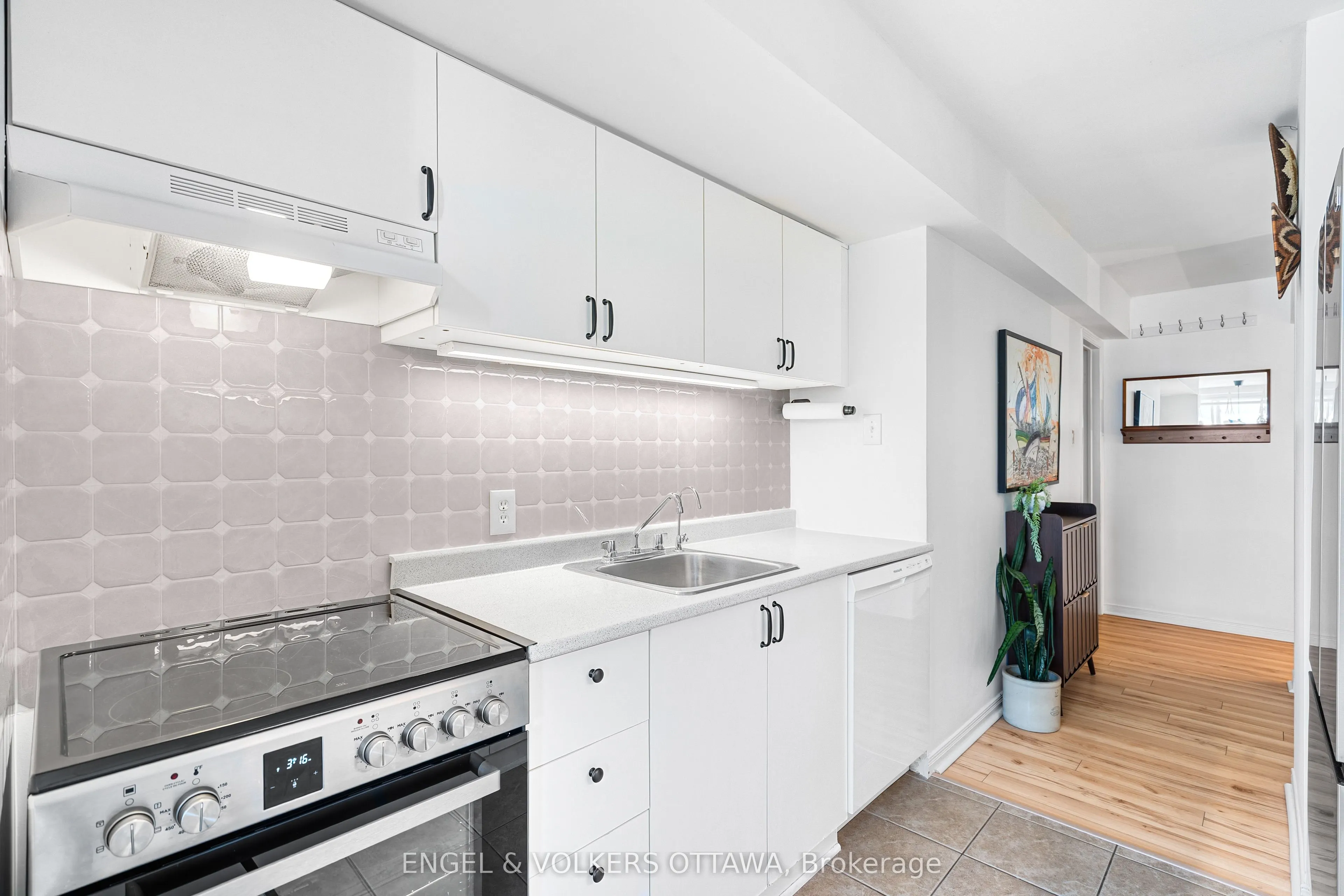 4 O'meara Street #3