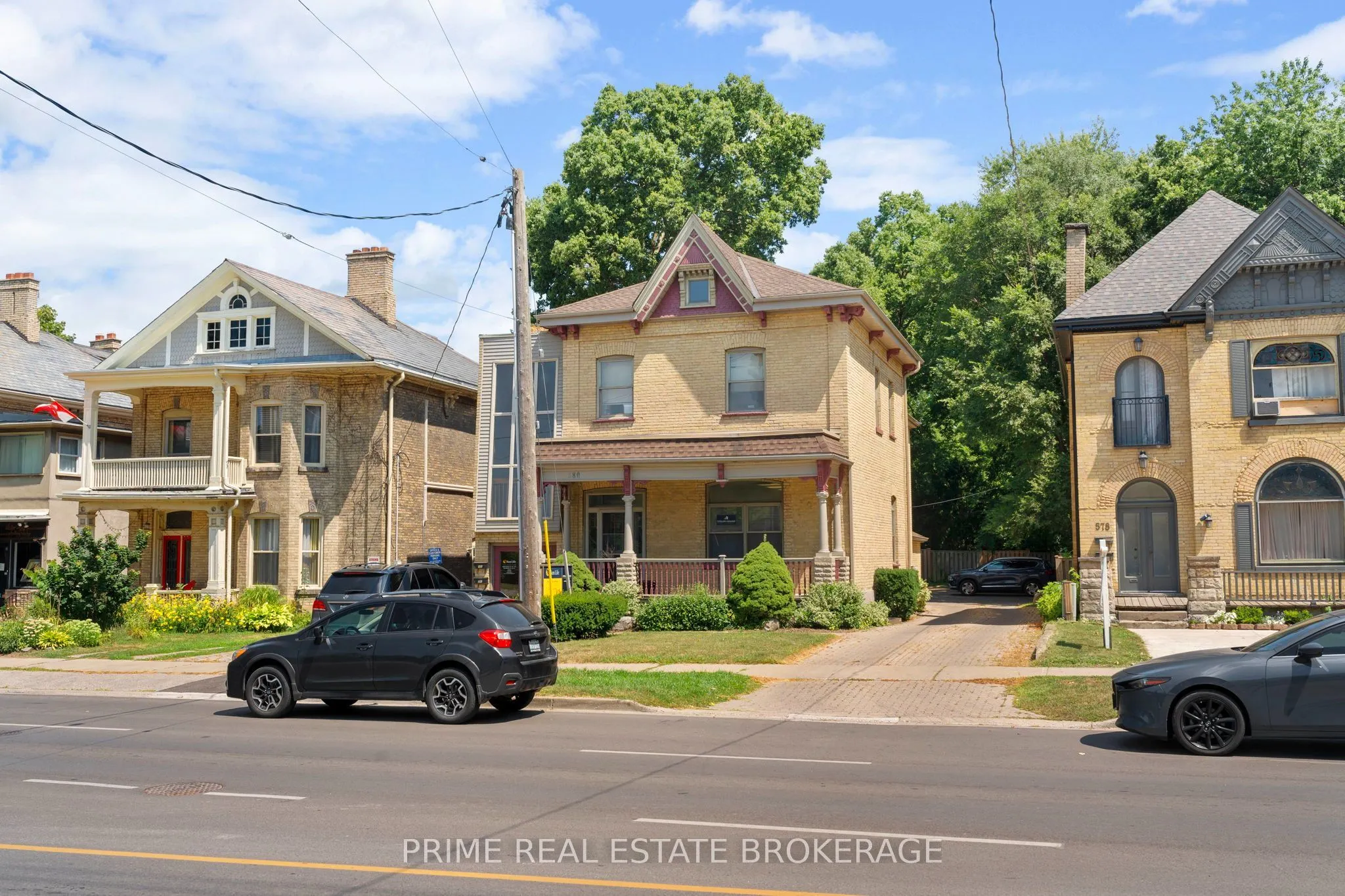 580 Waterloo Street #B02