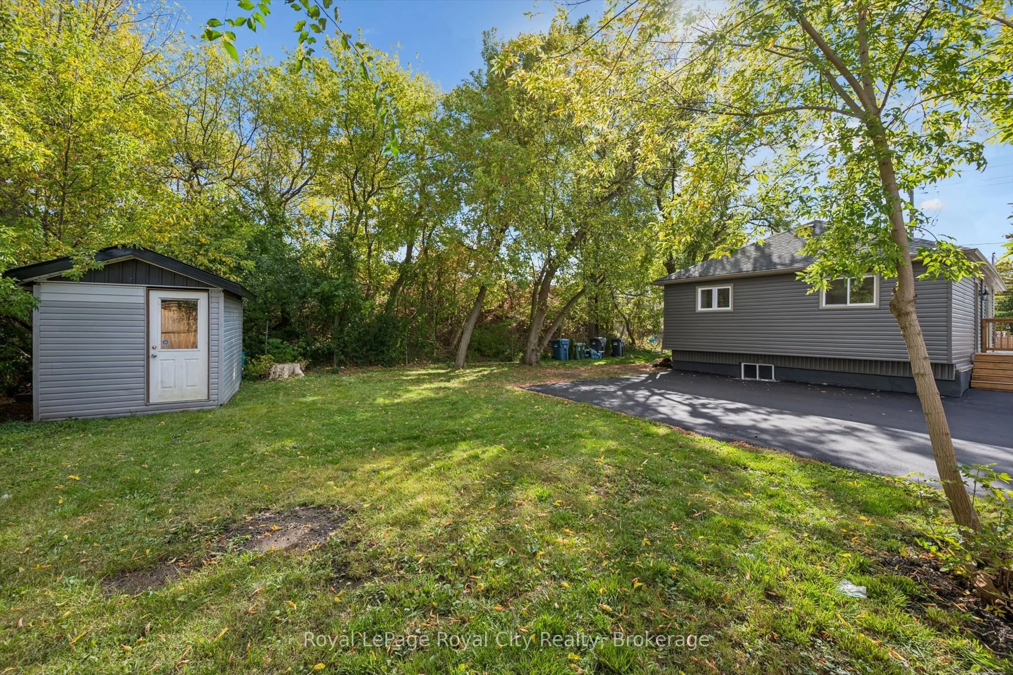 1 Stevenson Street N