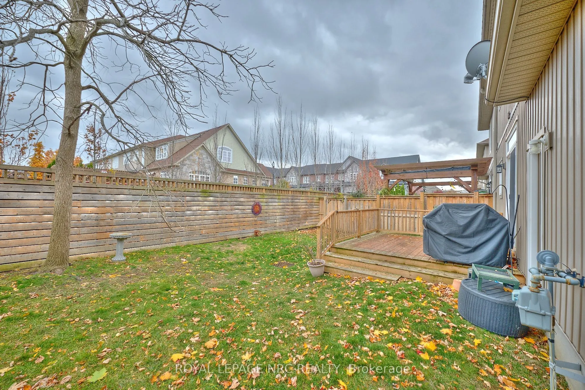 608 SIMCOE Street #5