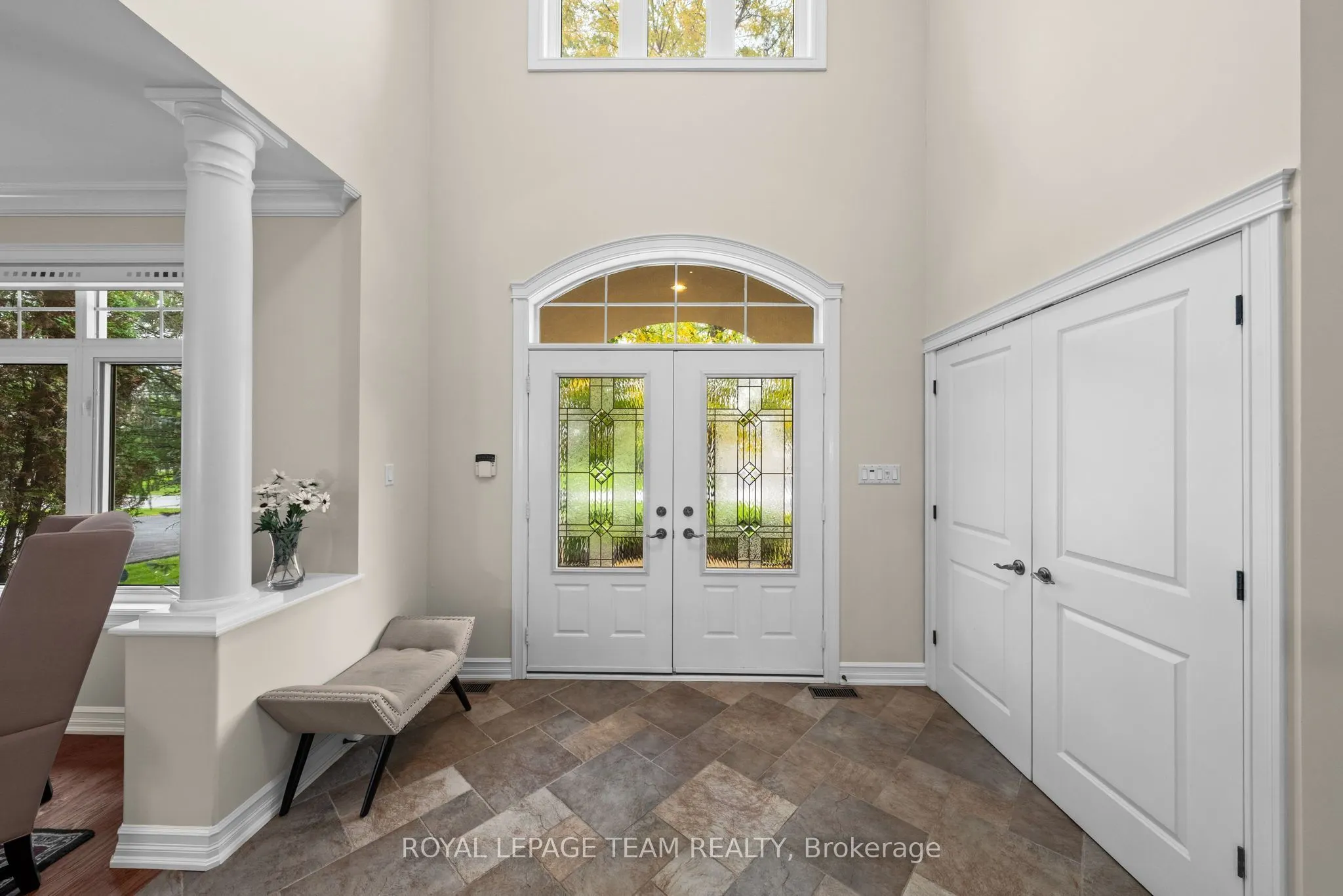 418 Lockmaster Crescent