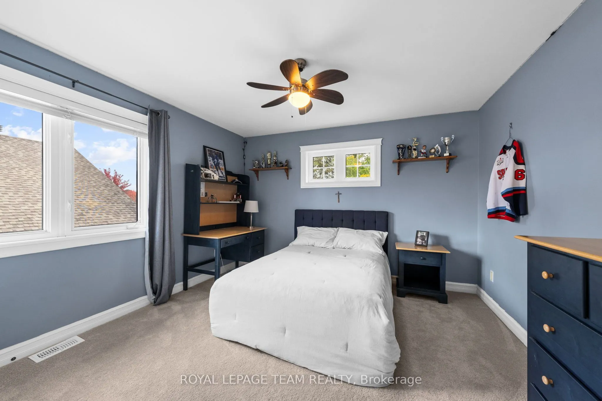 418 Lockmaster Crescent