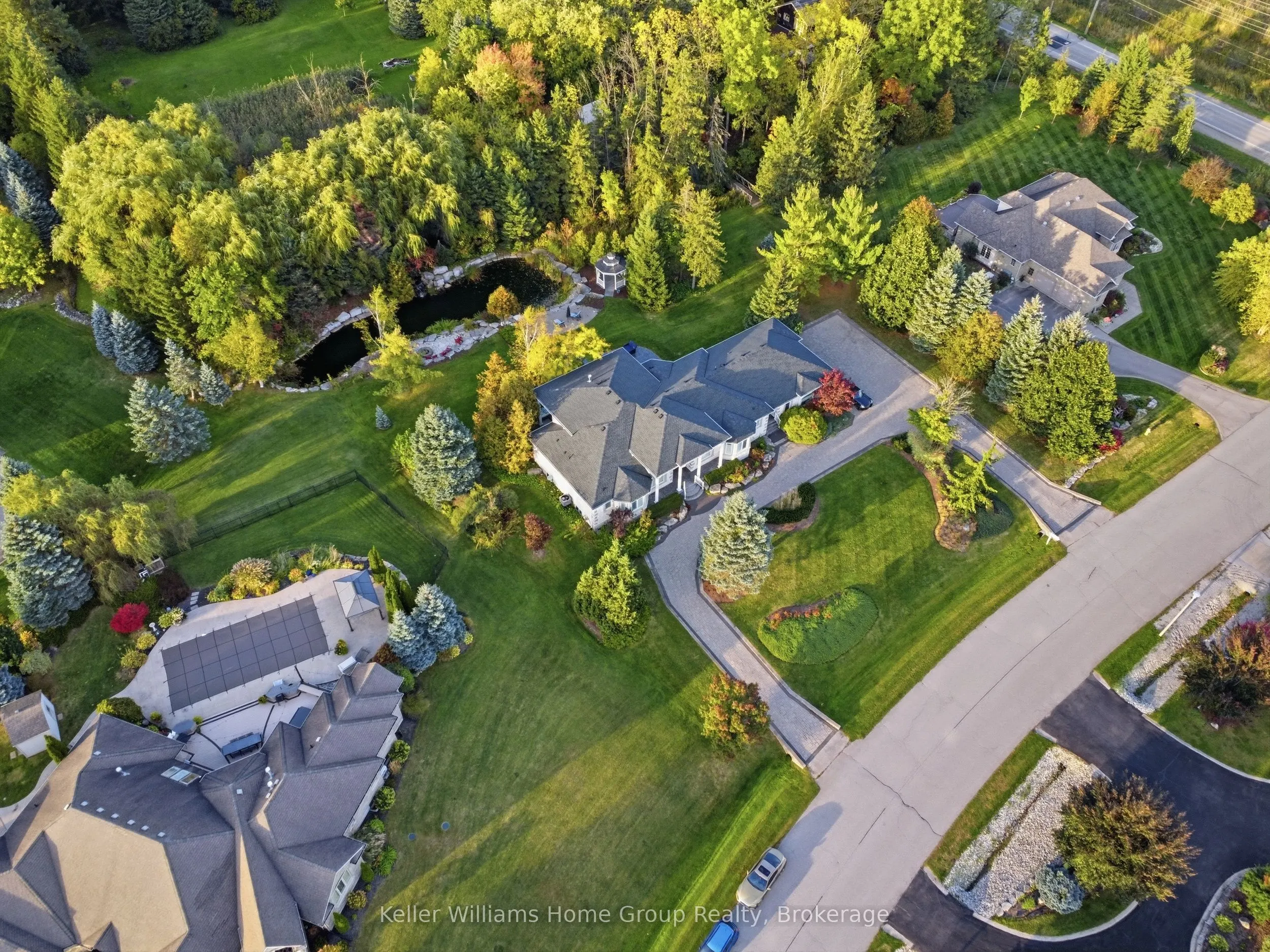 1194 Hunt Club Road