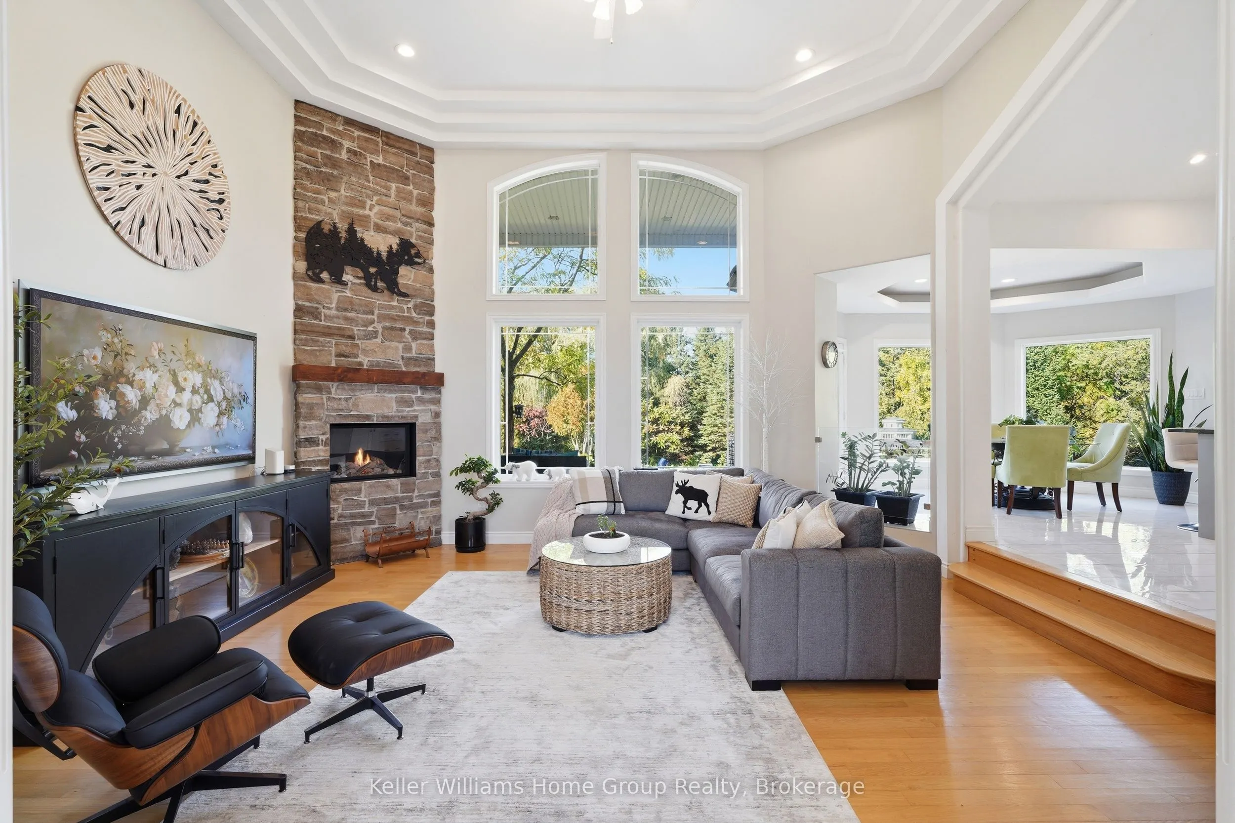 1194 Hunt Club Road