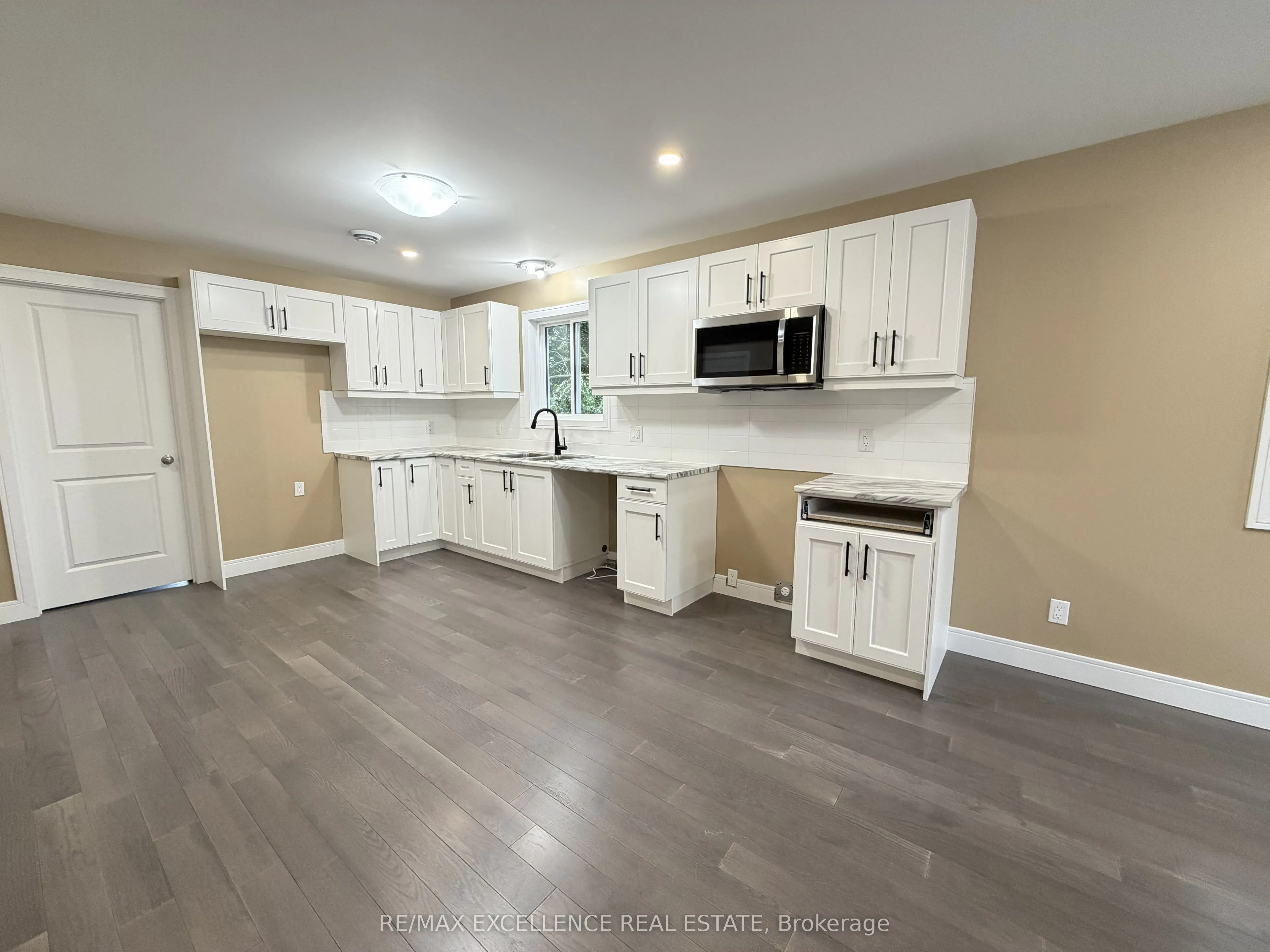 18 Huff Avenue