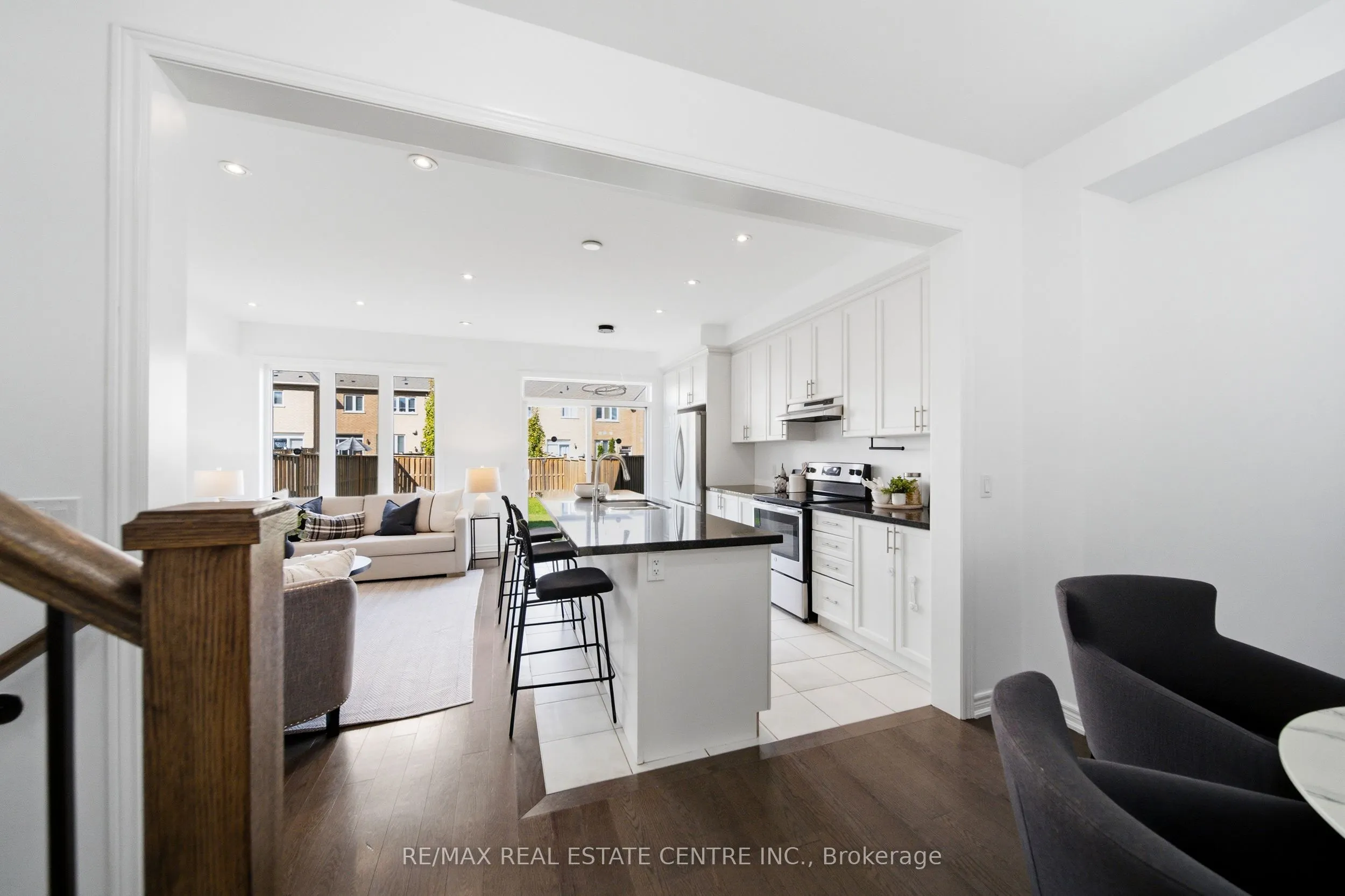 7 Heming Trail