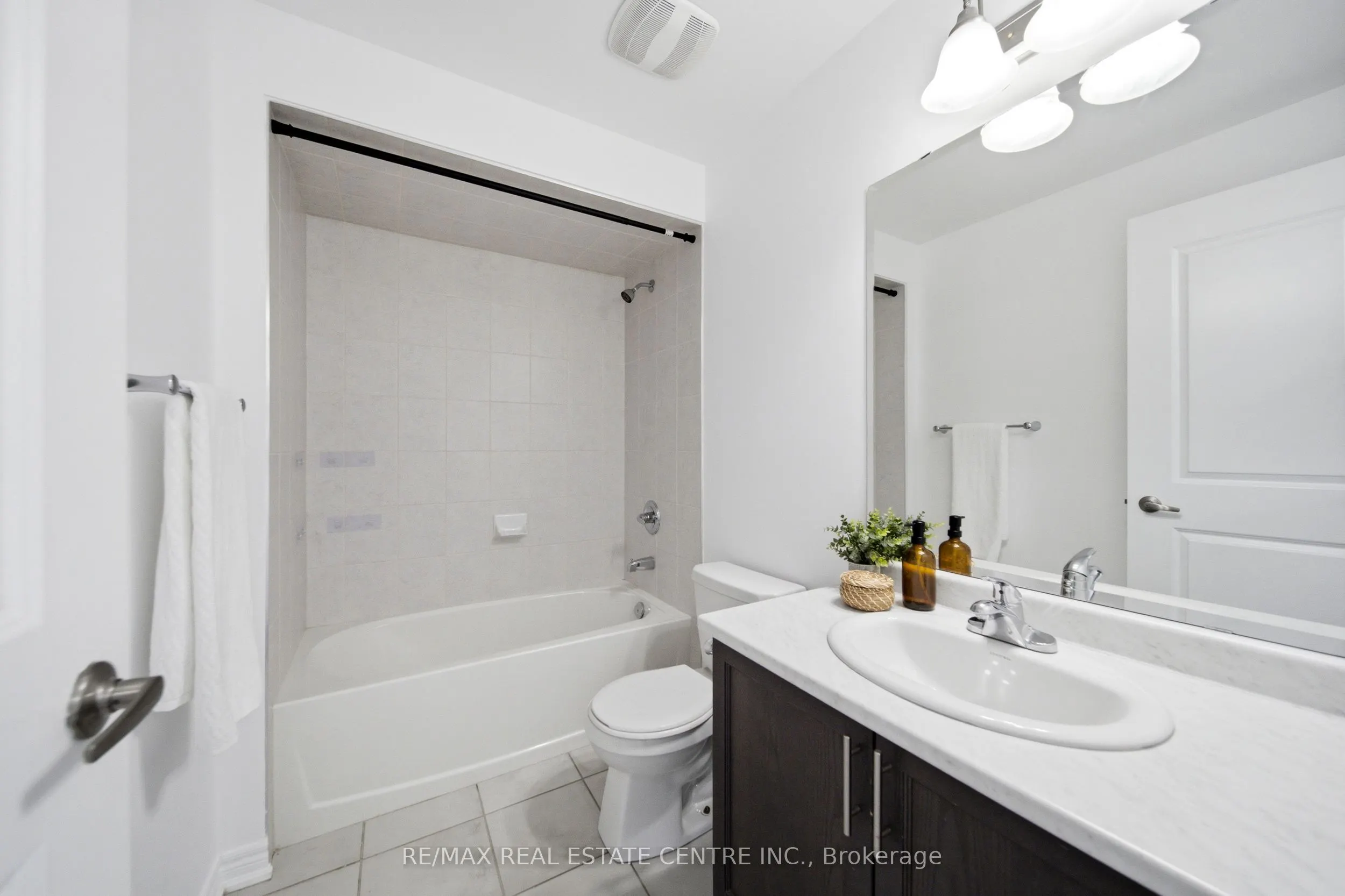 7 Heming Trail