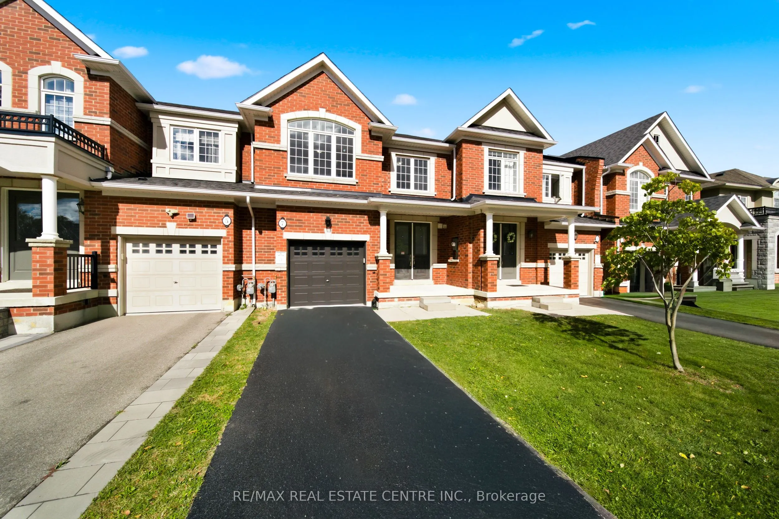 7 Heming Trail