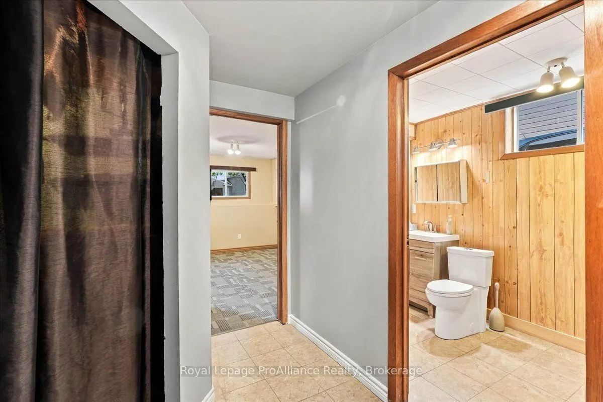 4 Bogart Crescent