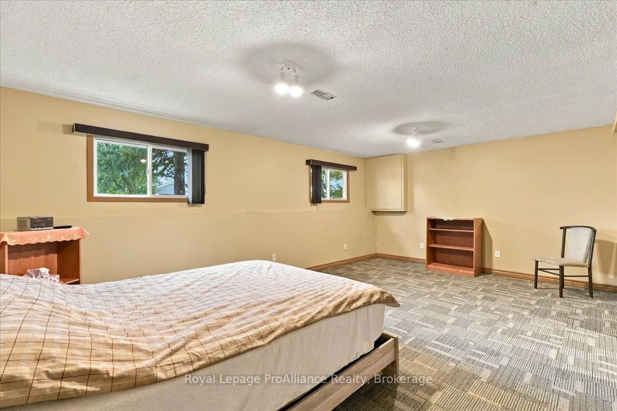 4 Bogart Crescent